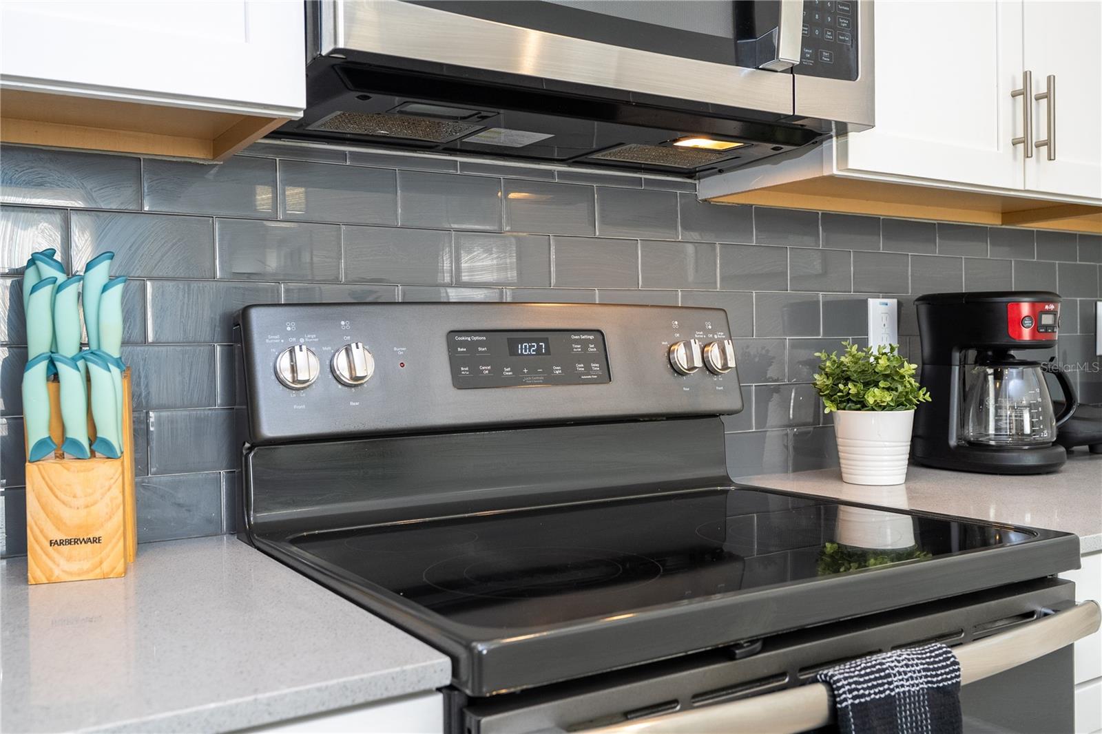 STOREY LAKE PH 2 - Residential