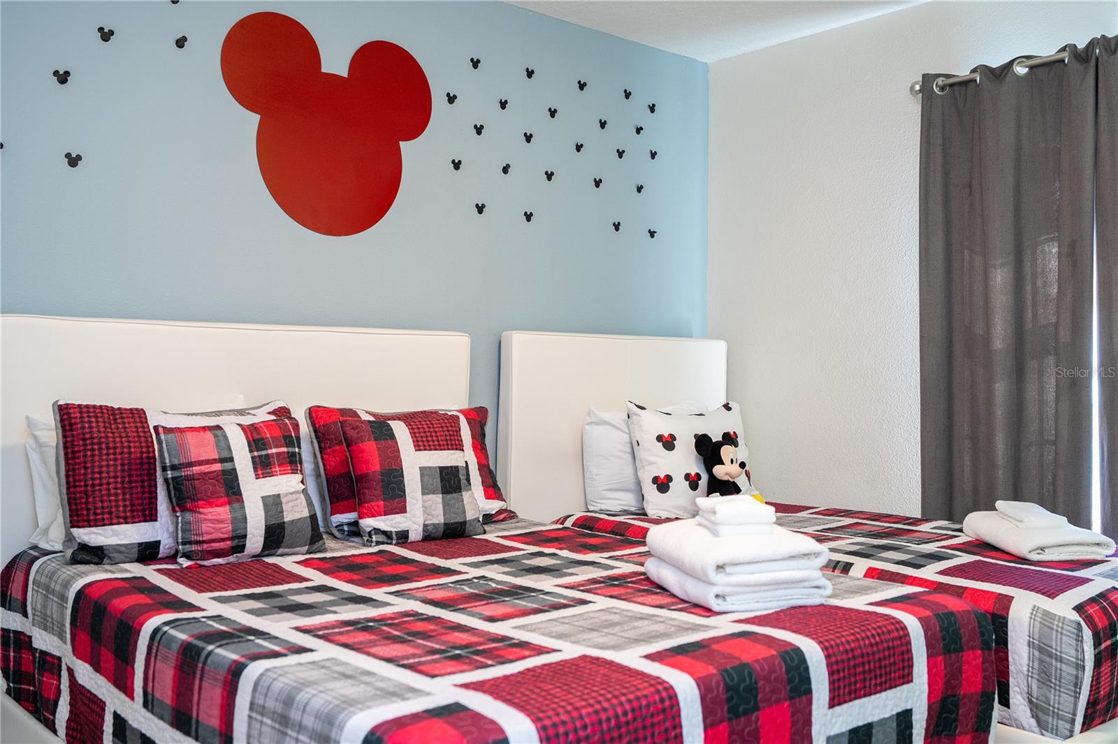 STOREY LAKE PH 2 - Residential