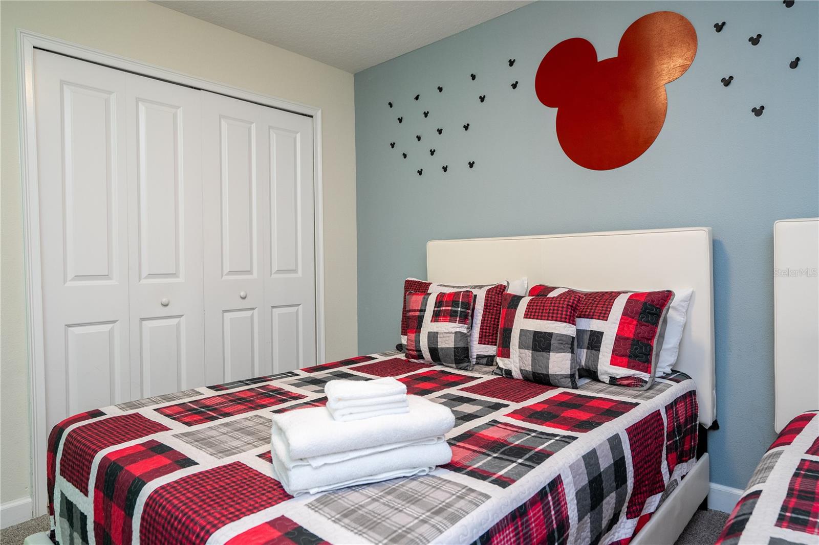 STOREY LAKE PH 2 - Residential