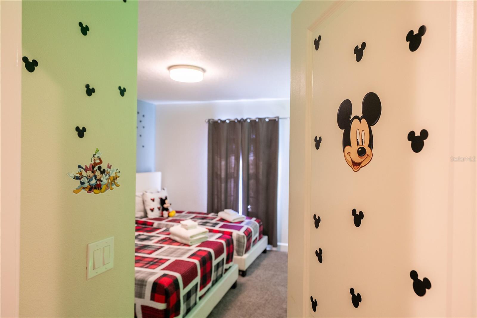 STOREY LAKE PH 2 - Residential