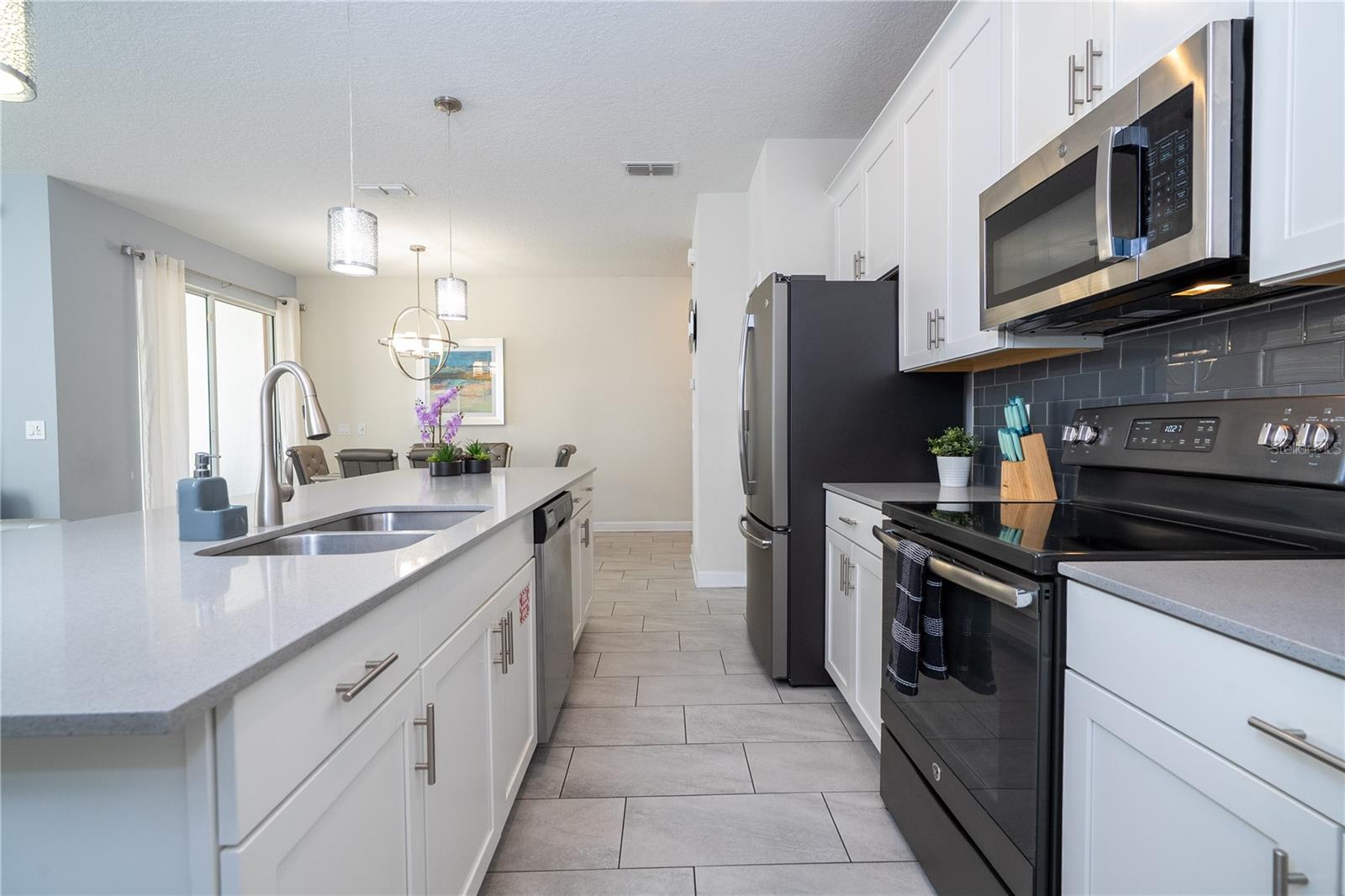 STOREY LAKE PH 2 - Residential