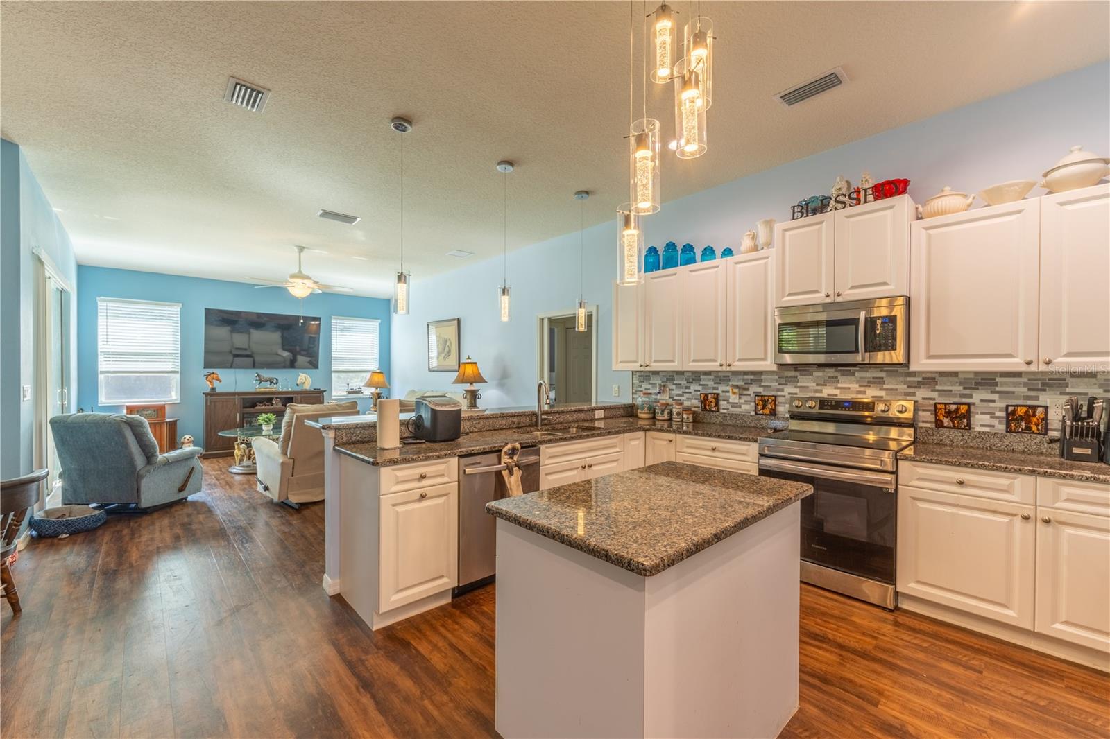 PONY TRAILS - Residential