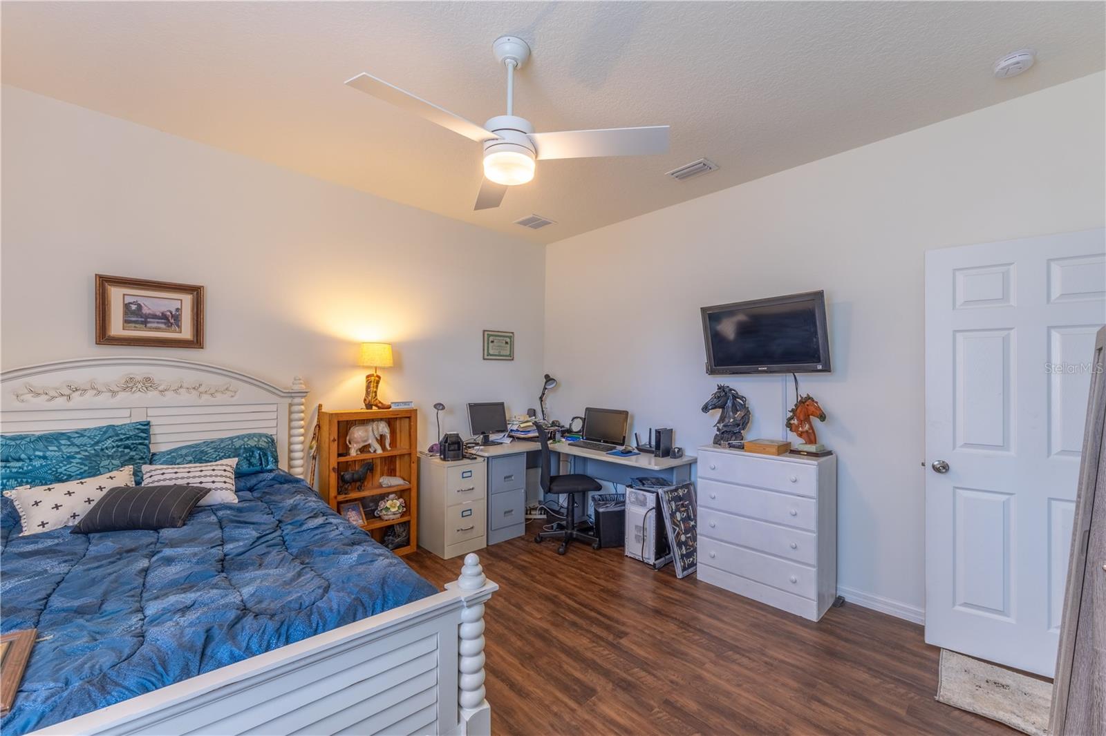 PONY TRAILS - Residential