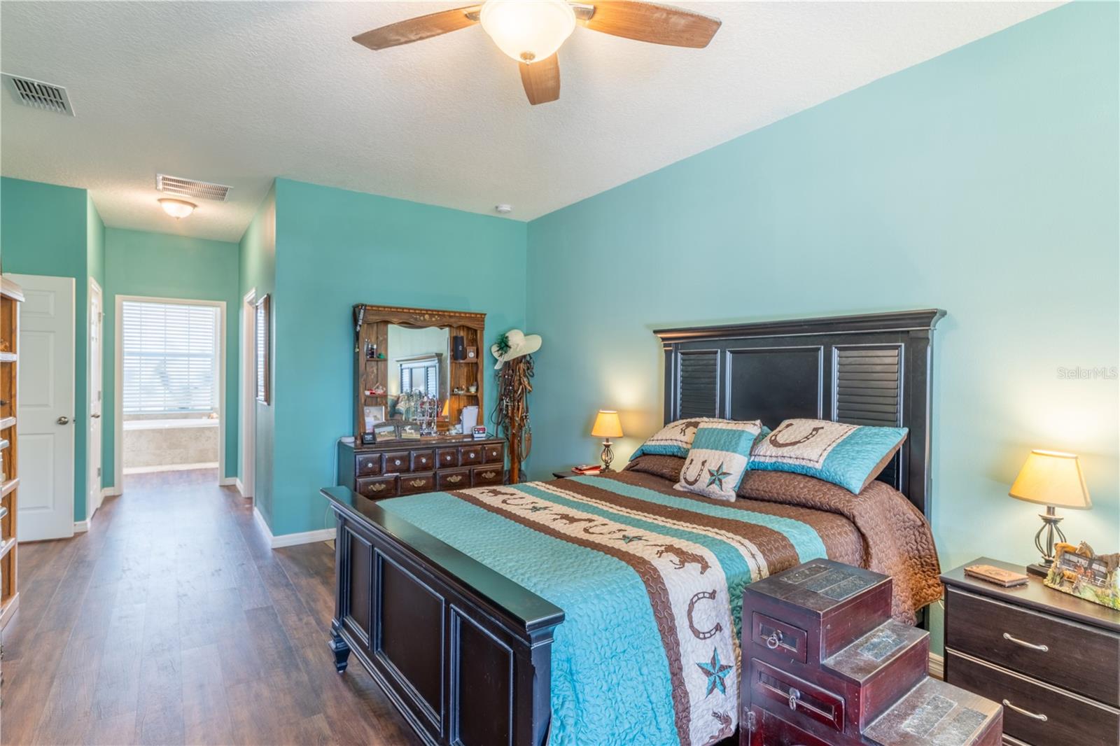 PONY TRAILS - Residential