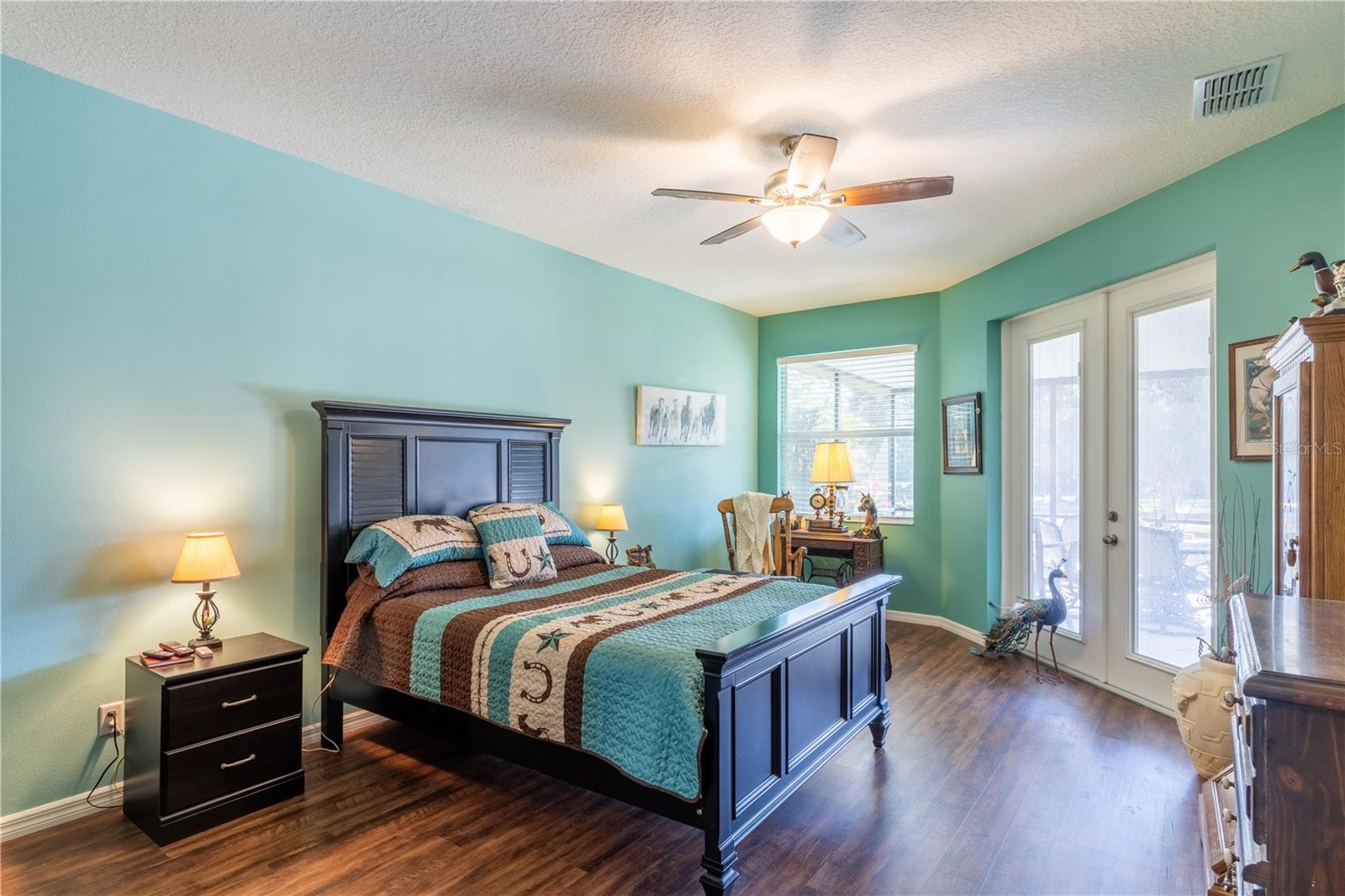 PONY TRAILS - Residential