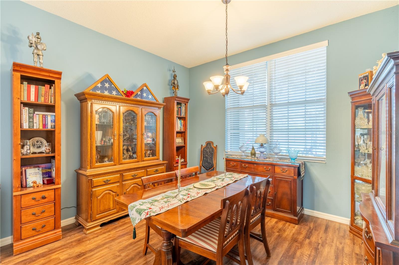 PONY TRAILS - Residential