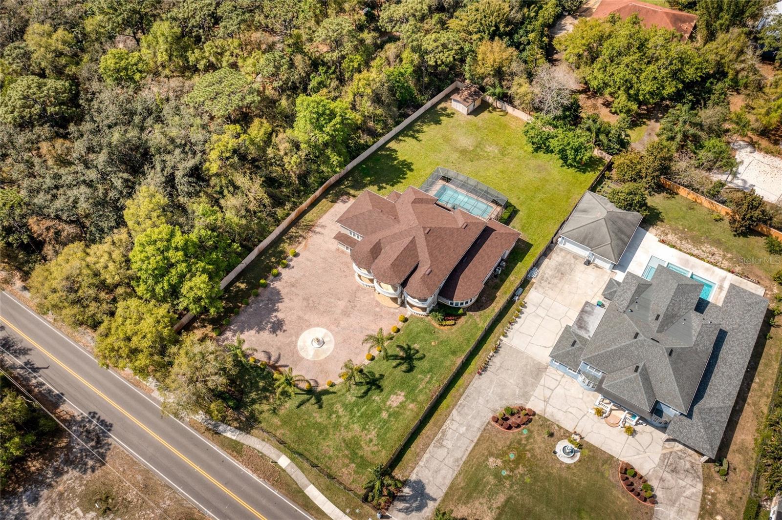 1984 WINDERMERE ROAD