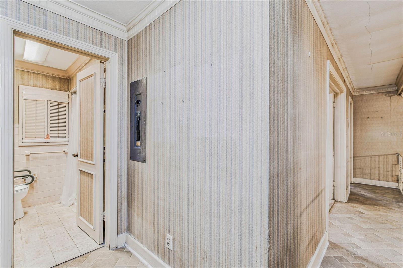 MAC FARLANE PARK - Residential