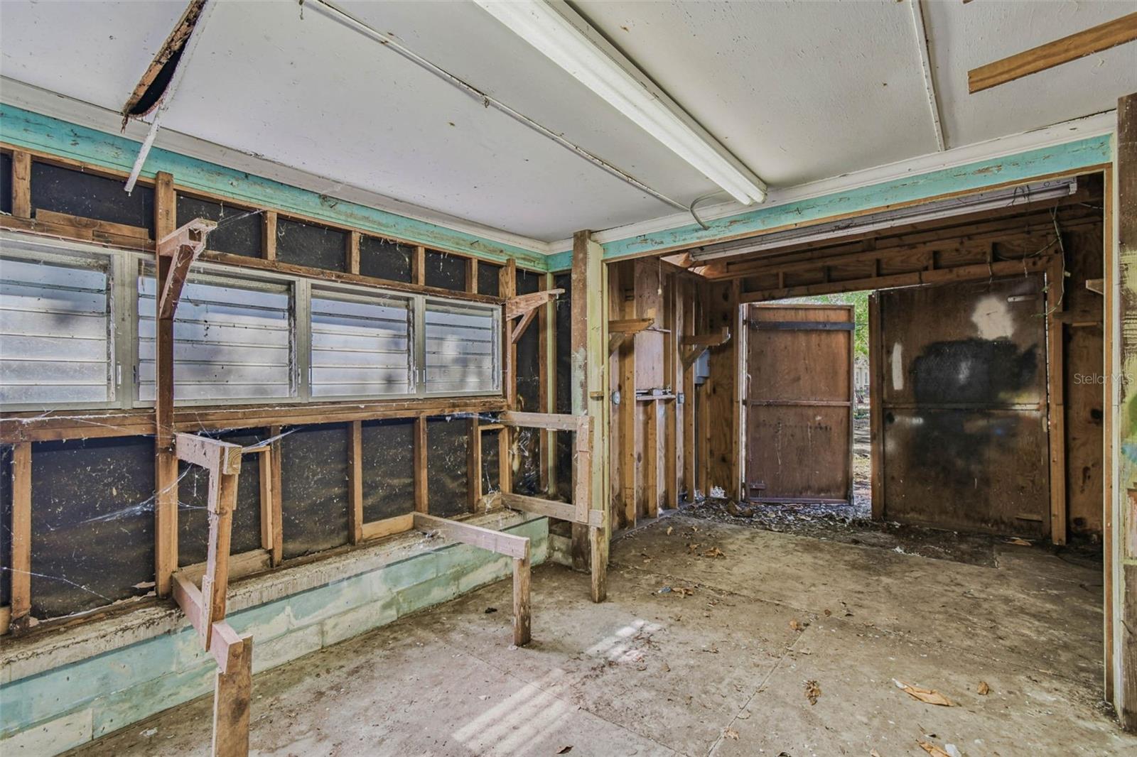 MAC FARLANE PARK - Residential