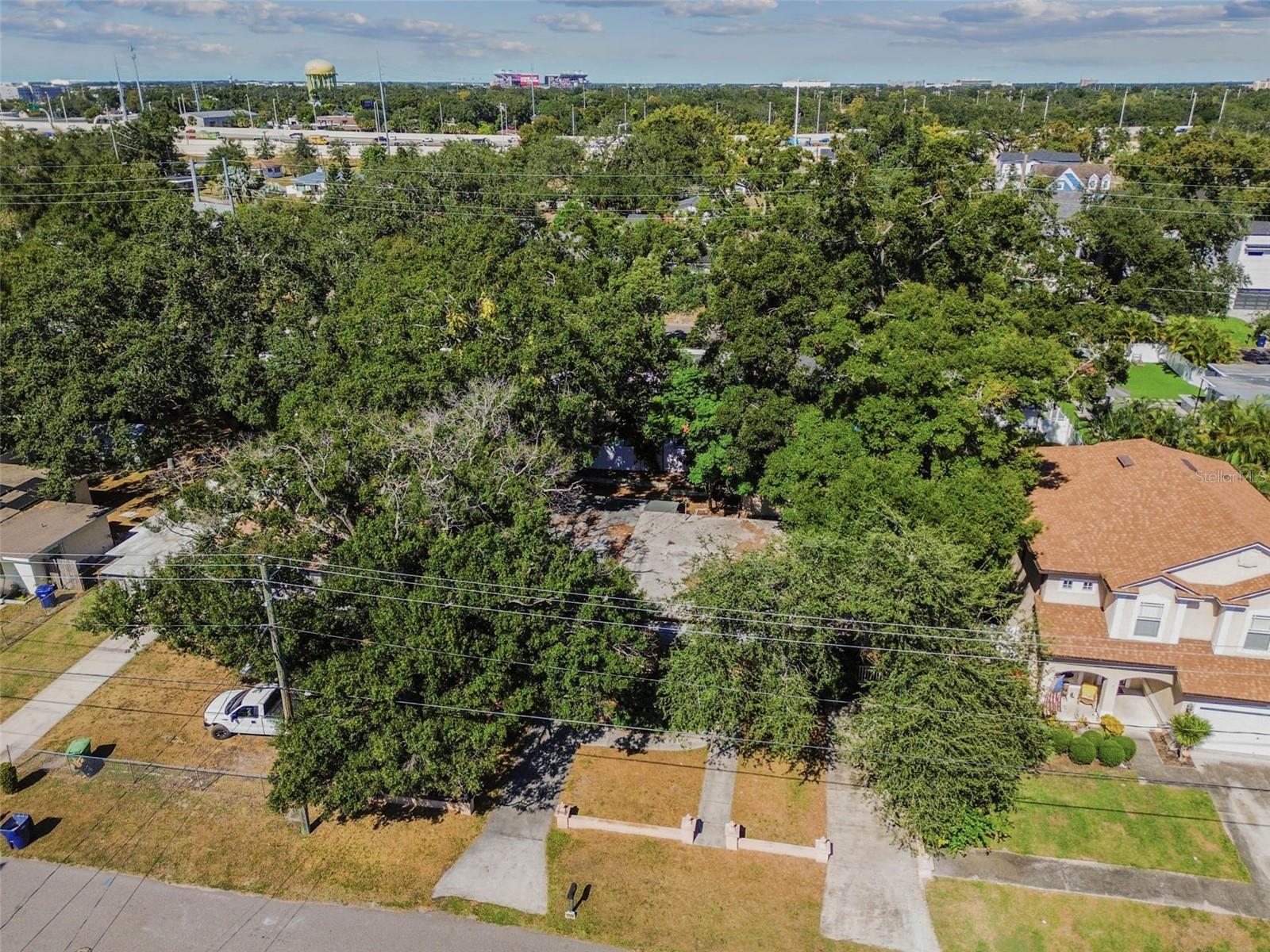 MAC FARLANE PARK - Residential