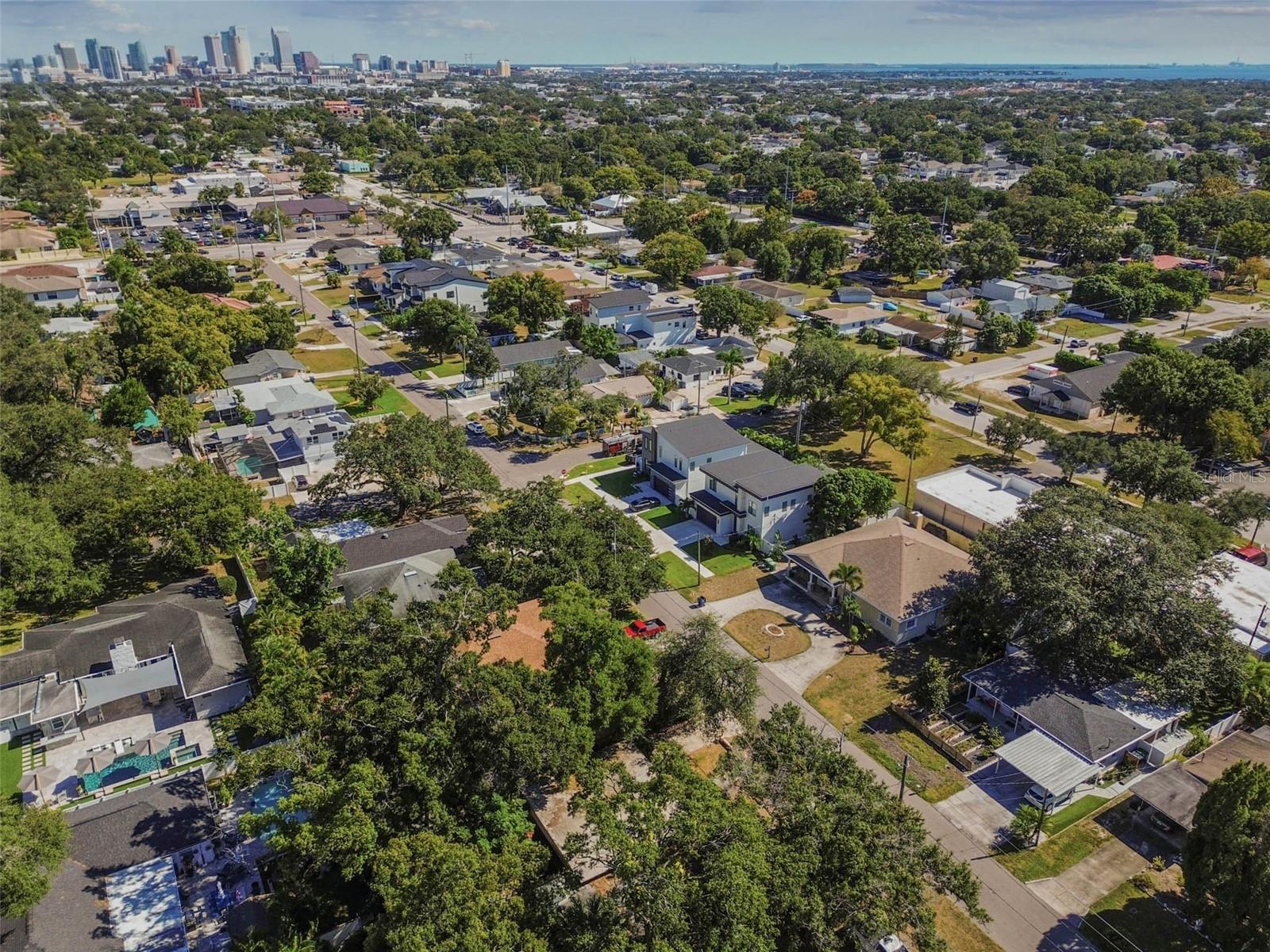 MAC FARLANE PARK - Residential