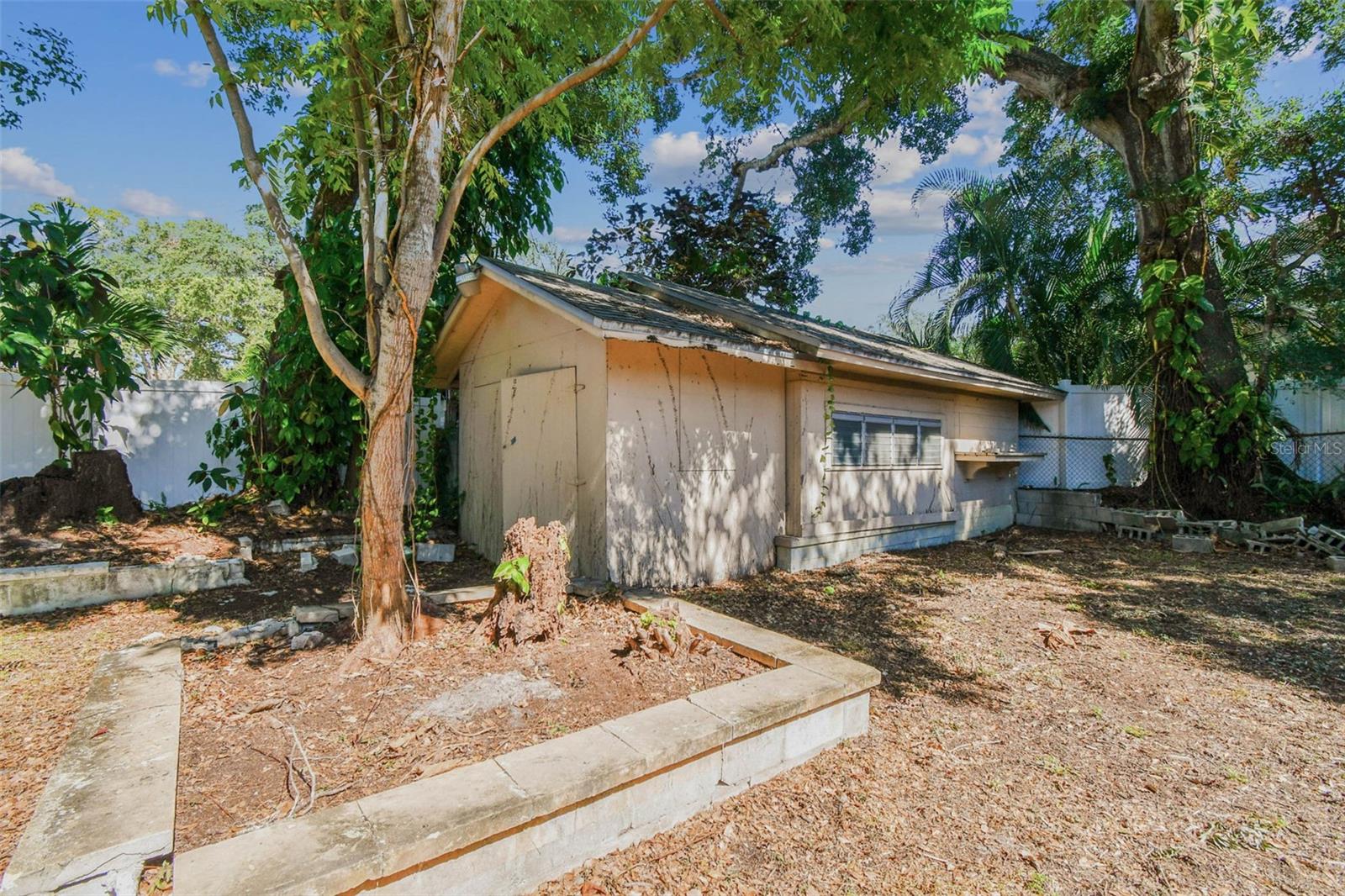 MAC FARLANE PARK - Residential