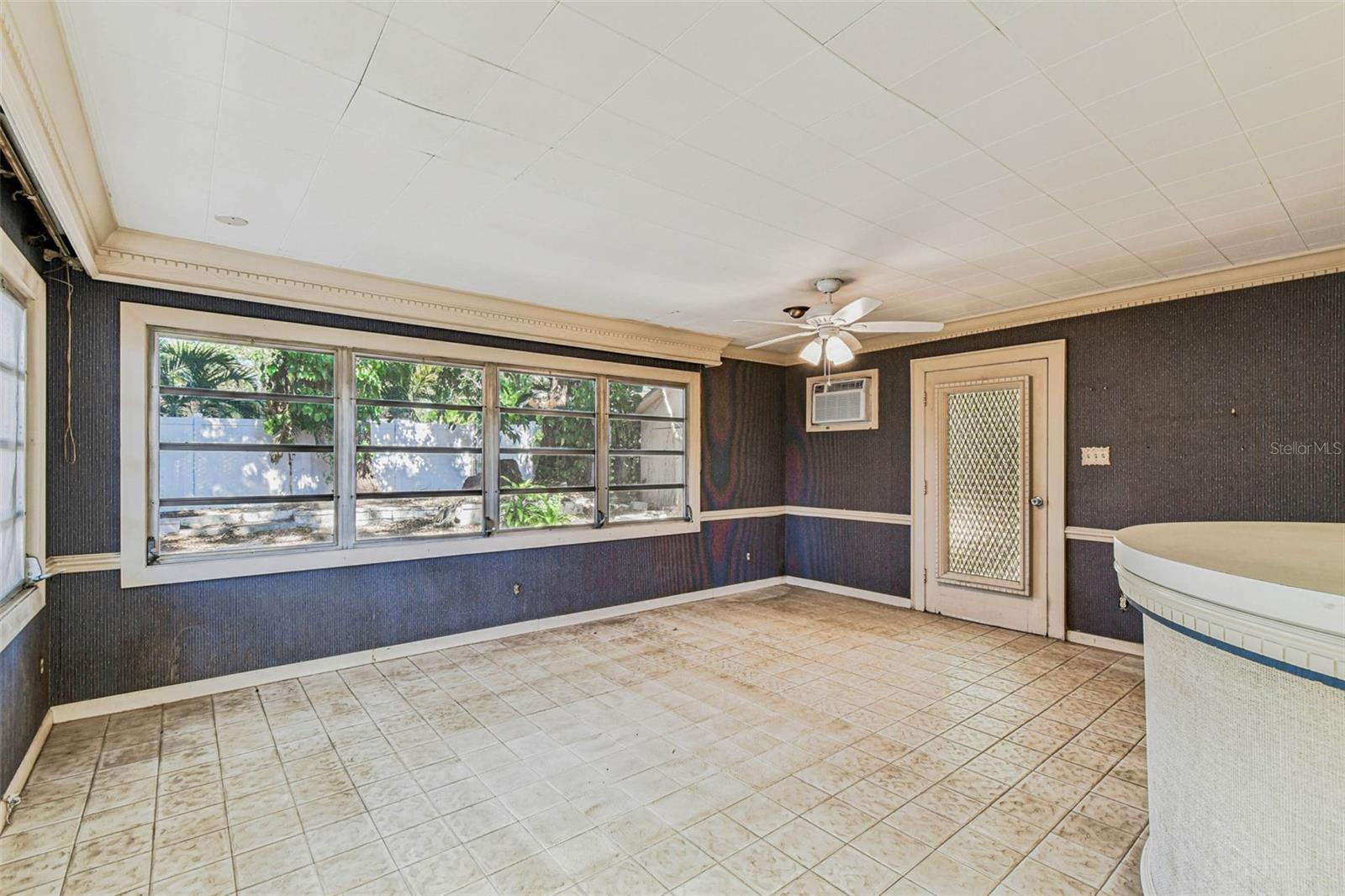 MAC FARLANE PARK - Residential