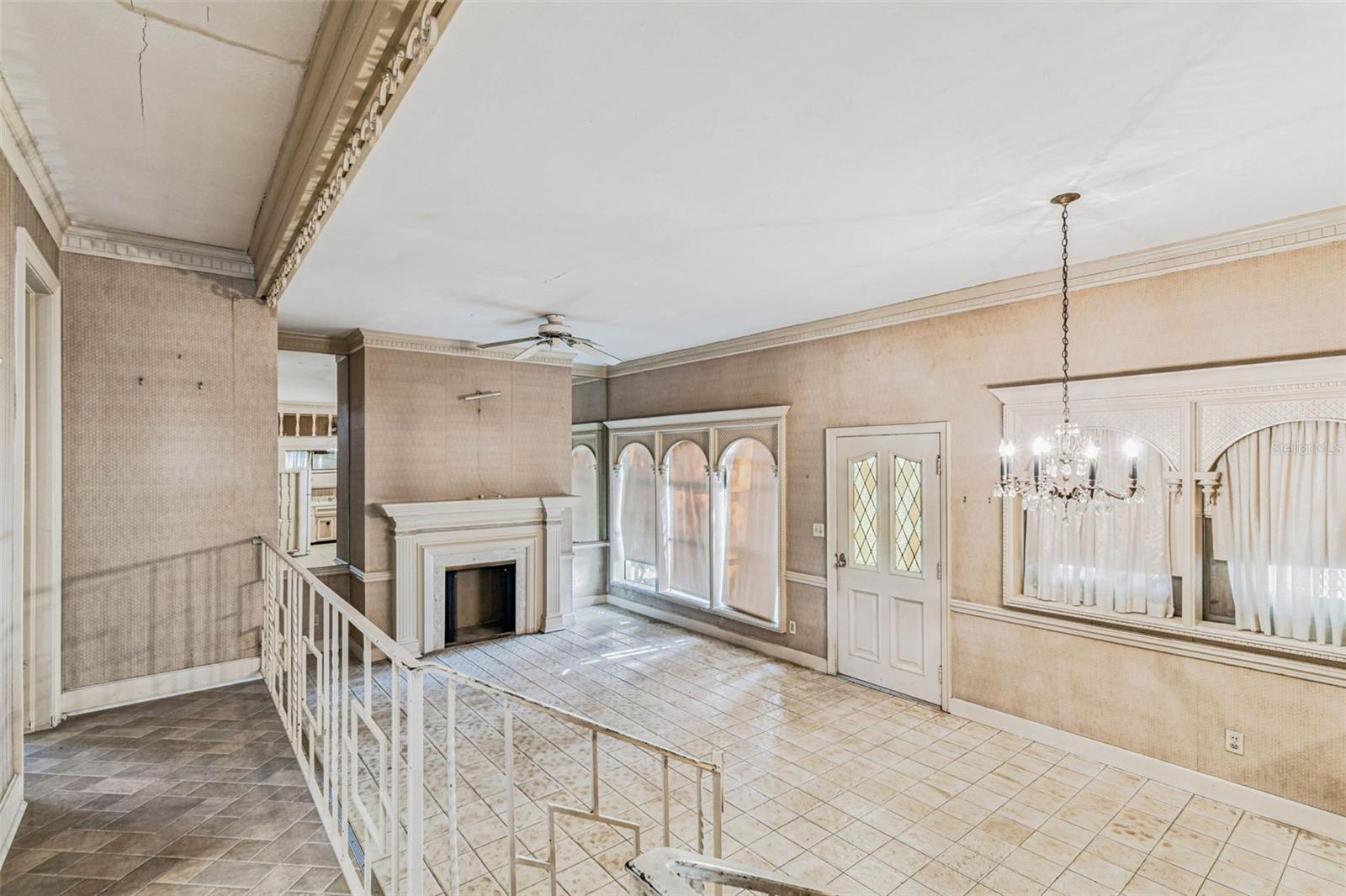 MAC FARLANE PARK - Residential