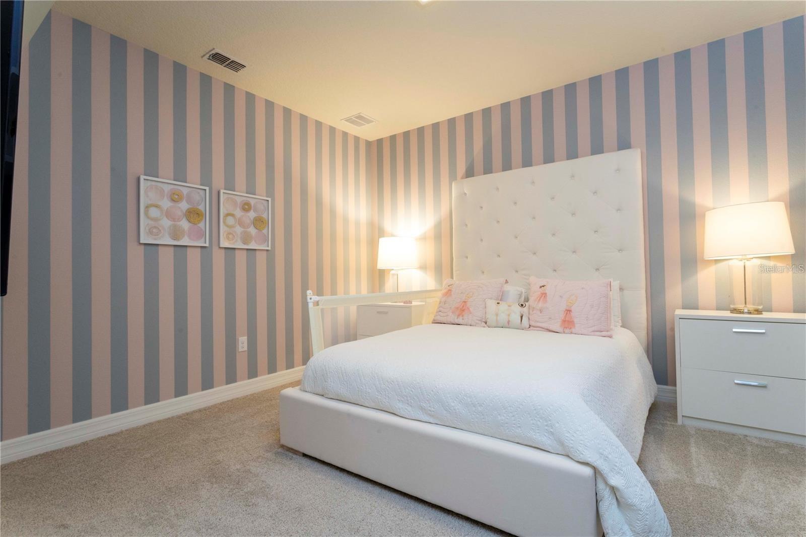 PHILLIPS GROVE - Residential