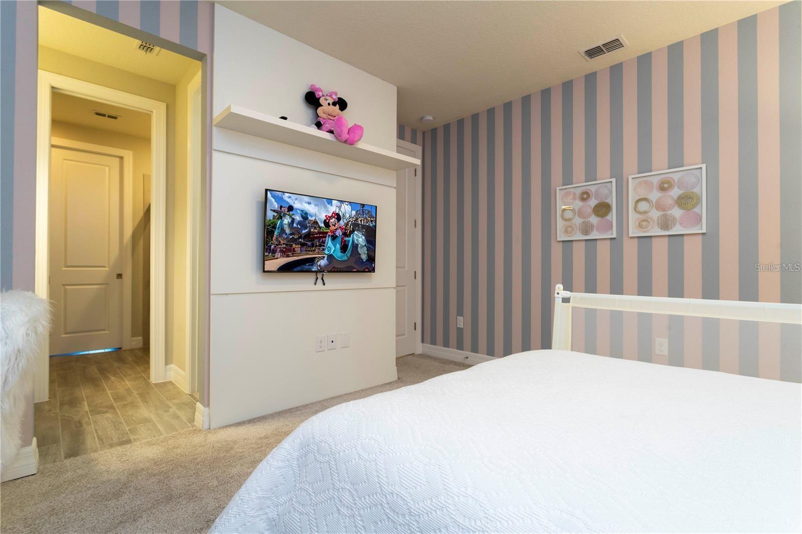 PHILLIPS GROVE - Residential