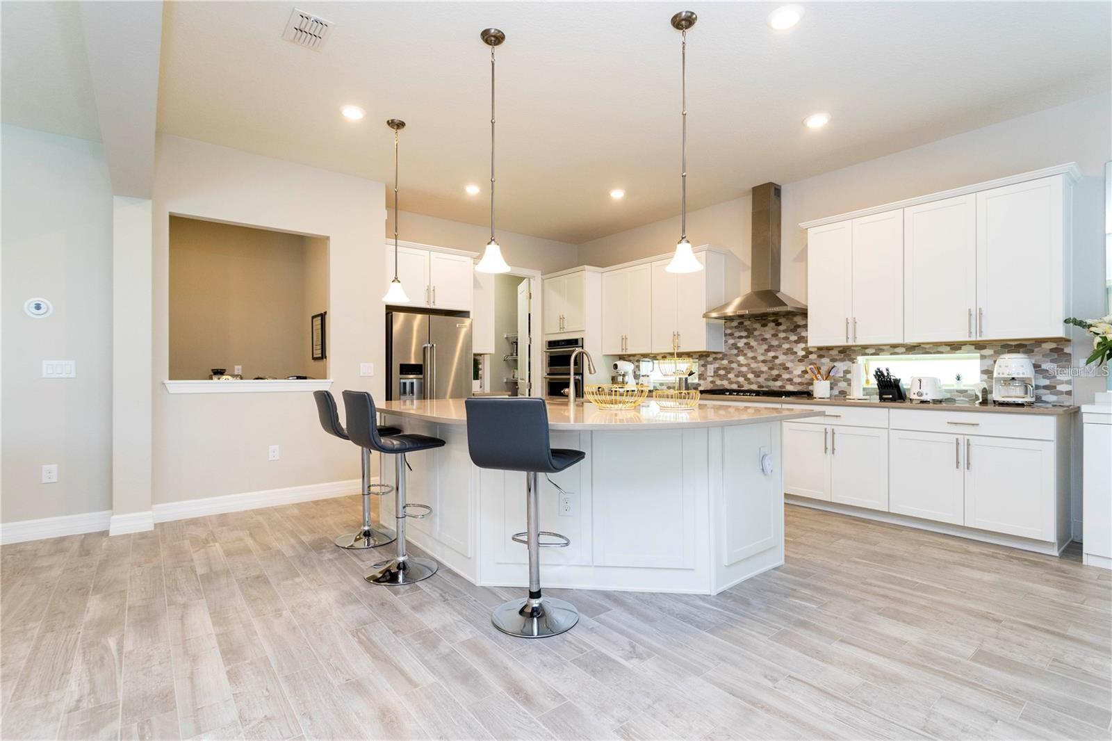 PHILLIPS GROVE - Residential