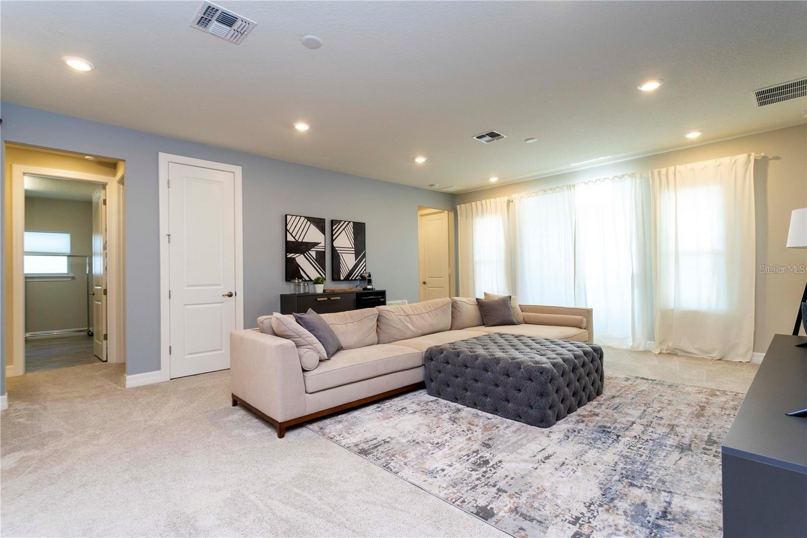 PHILLIPS GROVE - Residential