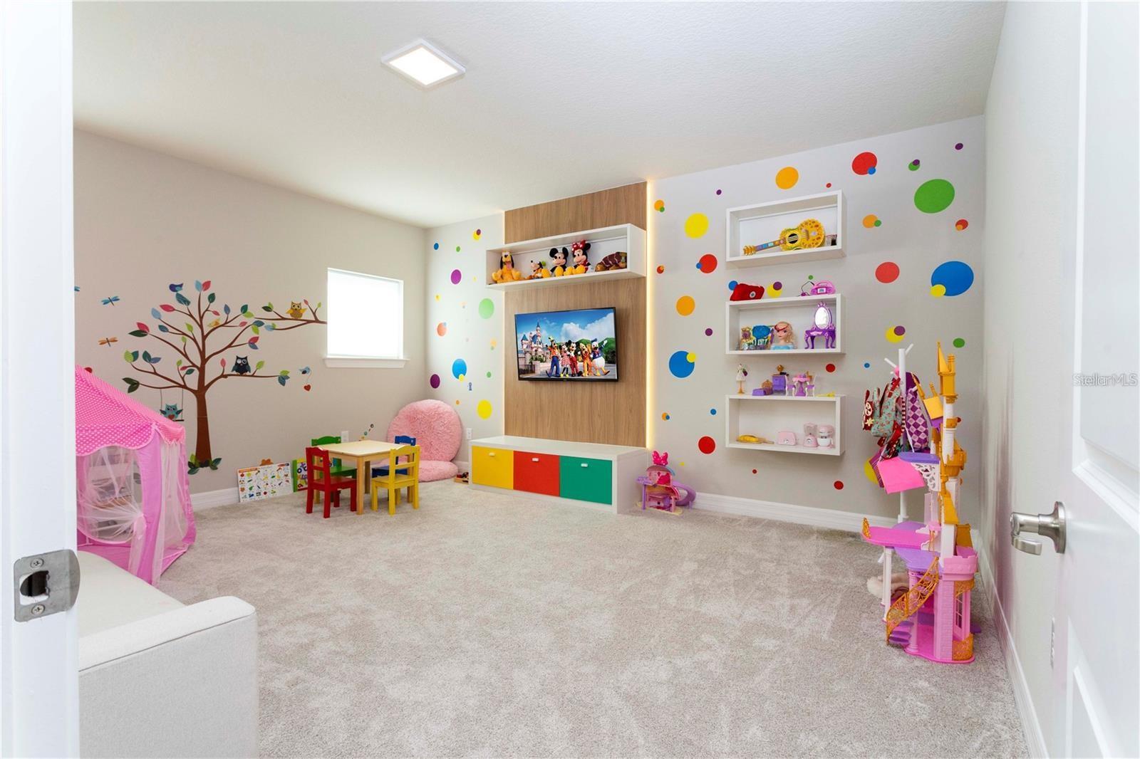 PHILLIPS GROVE - Residential