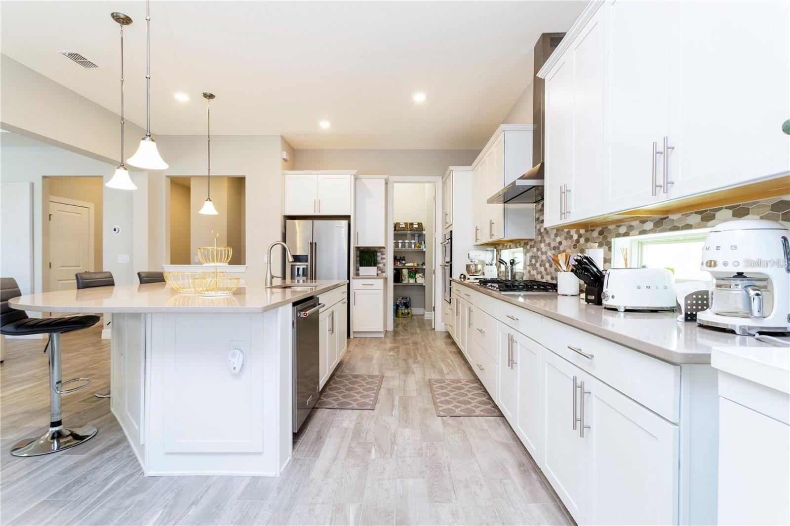 PHILLIPS GROVE - Residential