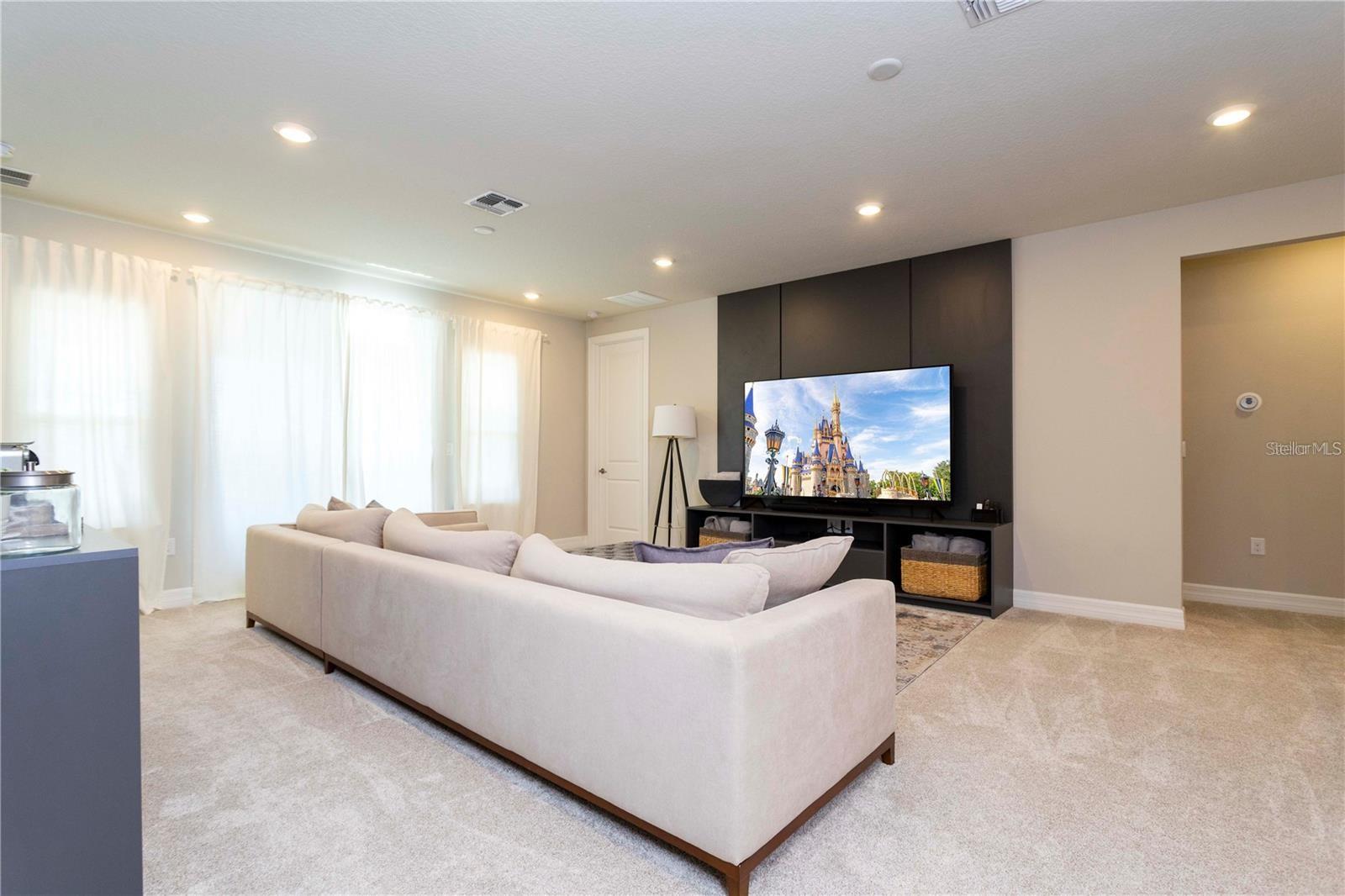 PHILLIPS GROVE - Residential