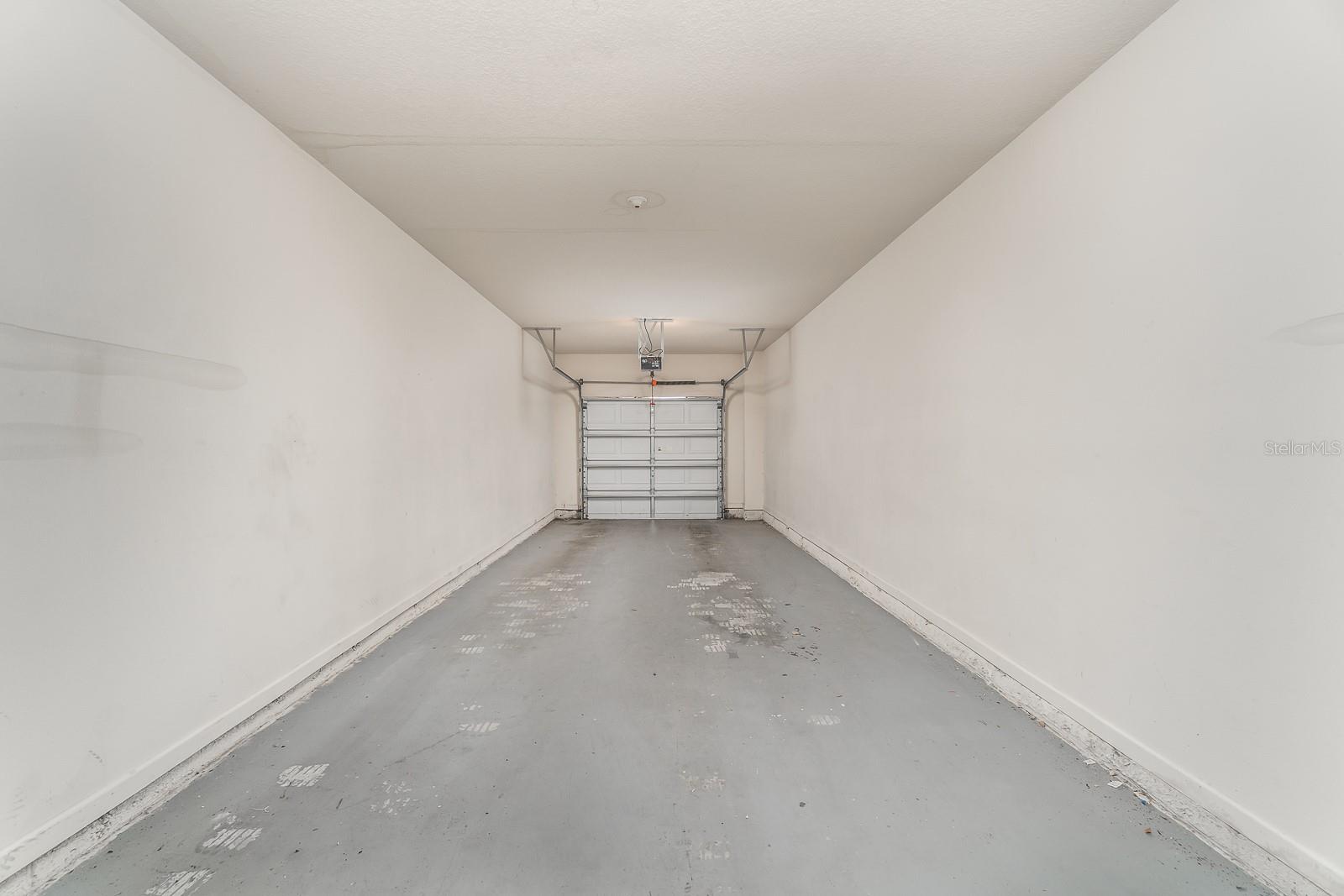 THE VILLAS CONDO - Residential