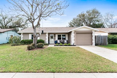 12162 AURORA COURT LARGO FL 33774