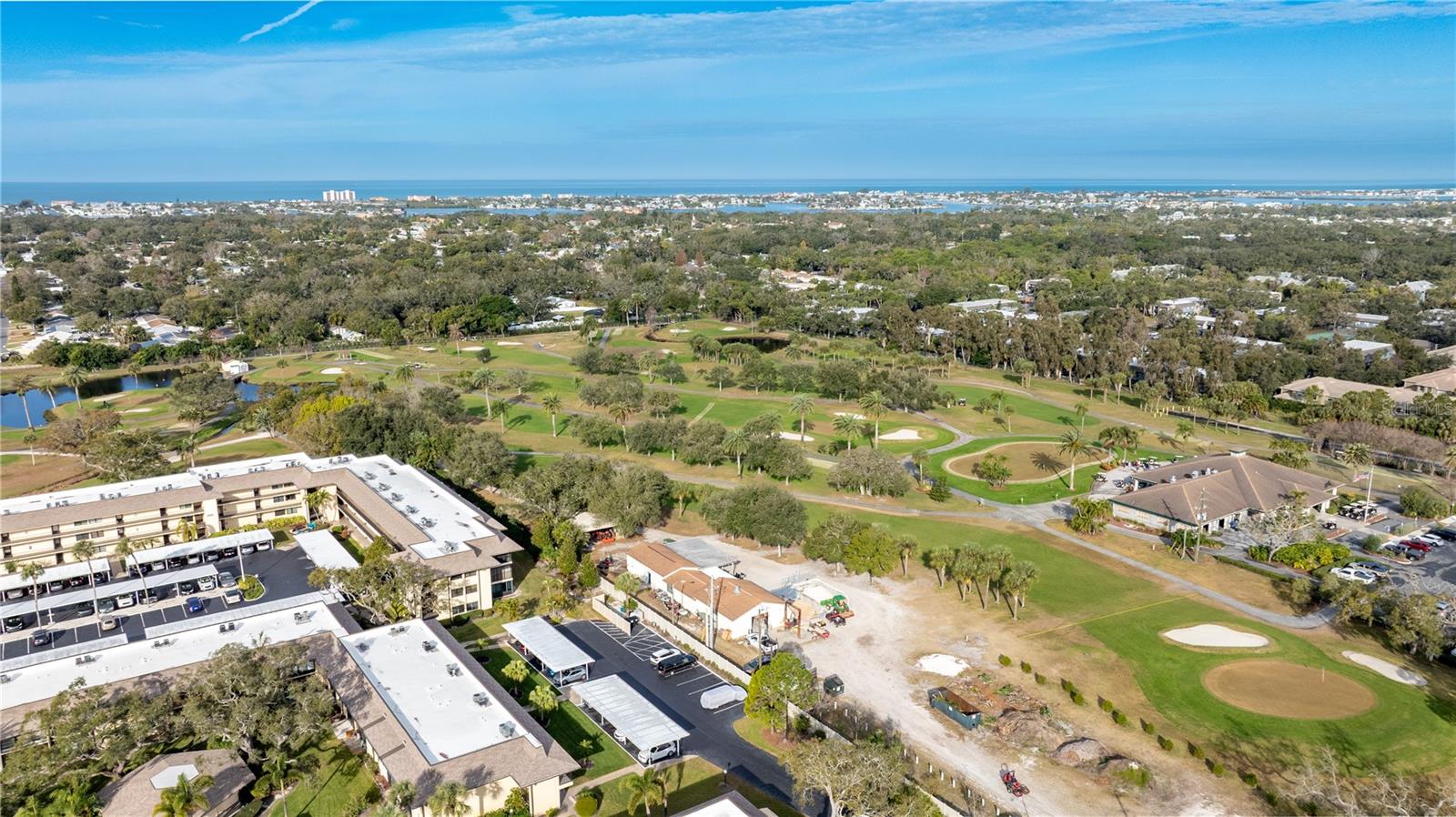 VILLAS DE GOLF CONDO - Residential