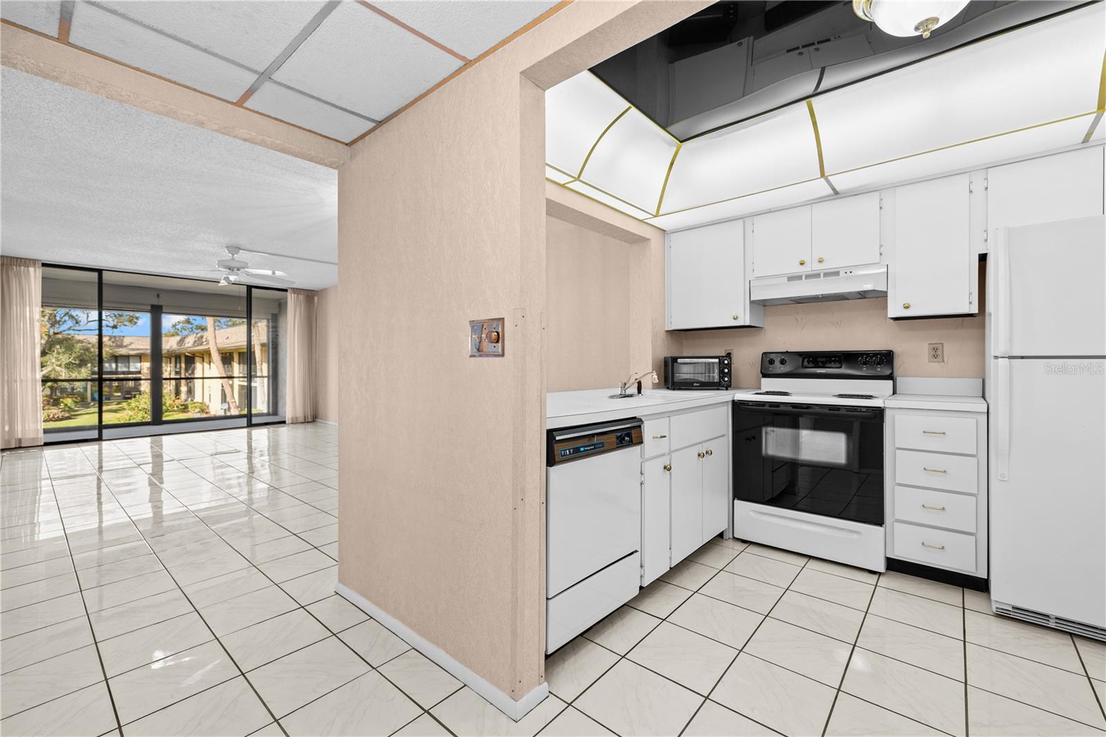 VILLAS DE GOLF CONDO - Residential