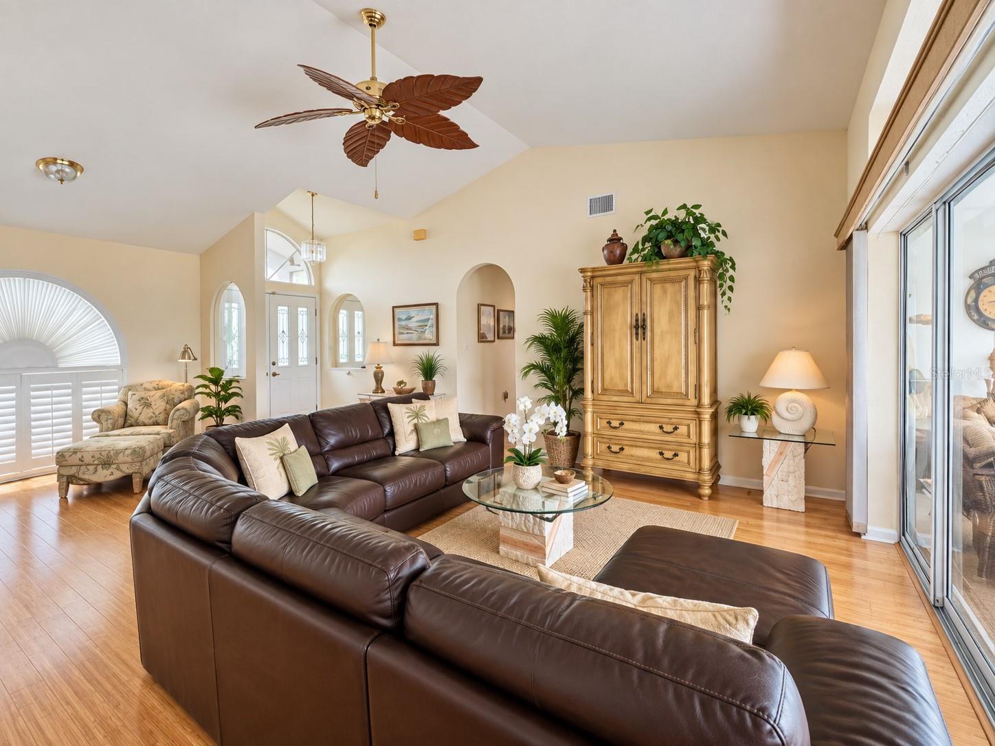 18114 PETOSKEY CIRCLE, PORT CHARLOTTE, FL, 33948 4 18114 PETOSKEY CIRCLE