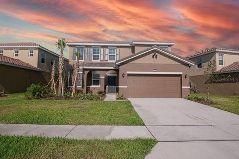 Photo of 7683 Oakmoss Loop, Davenport, FL 33837 (MLS # S5124648)