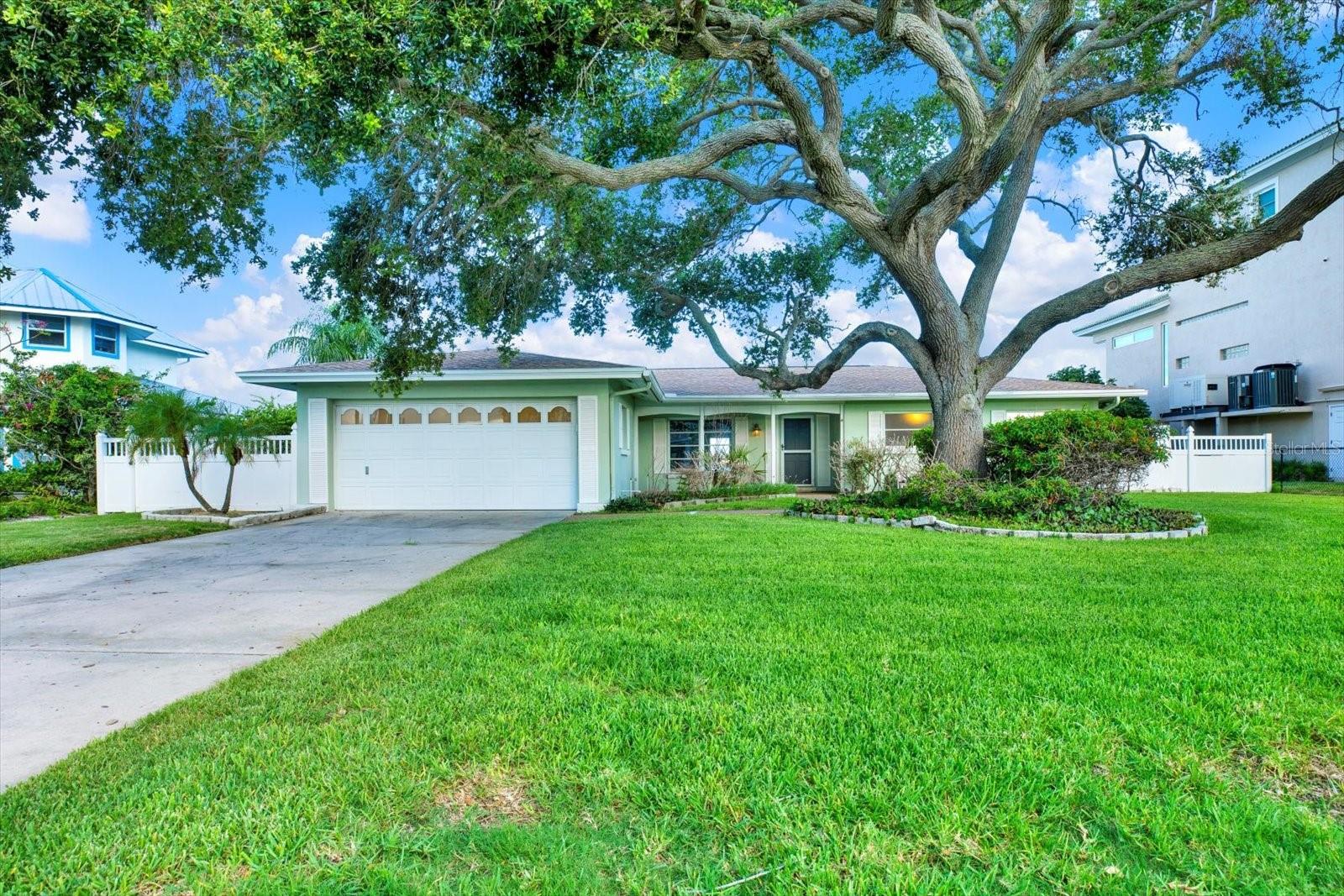 218 DRIFTWOOD LANE