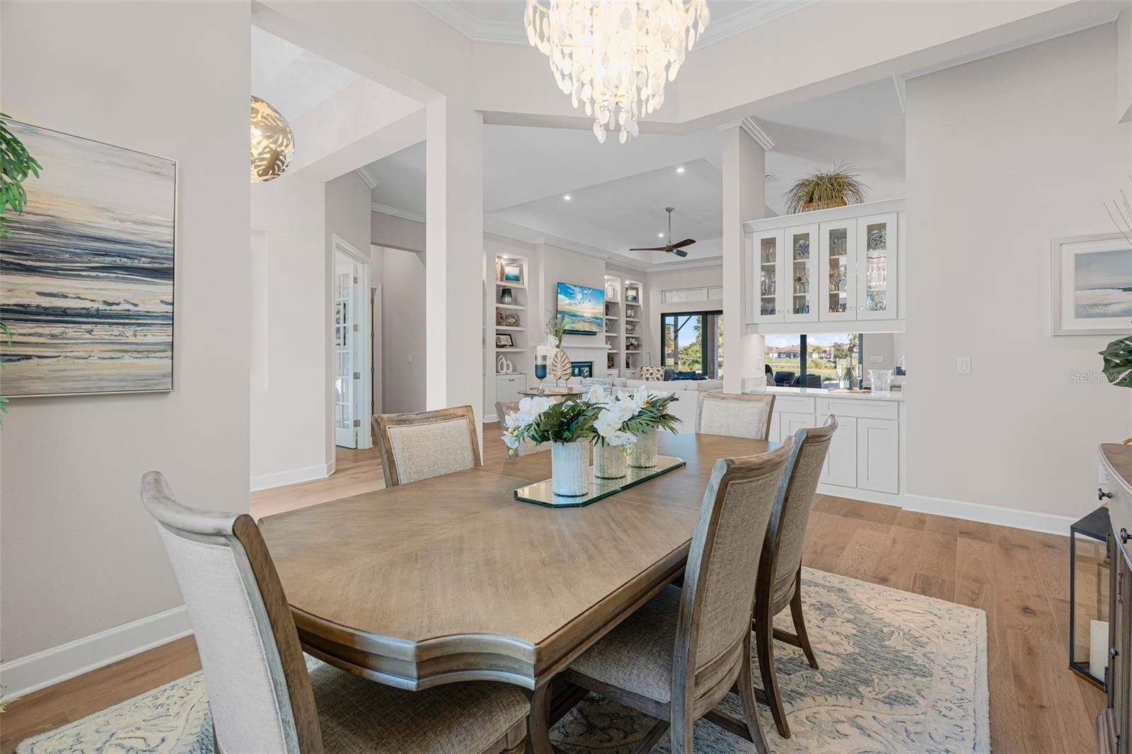 AZARIO ESPLANADE - Residential