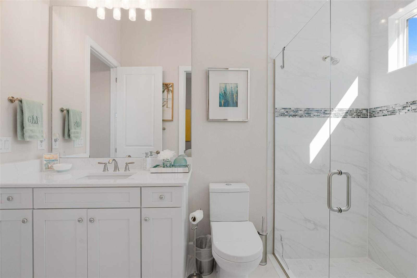 AZARIO ESPLANADE - Residential