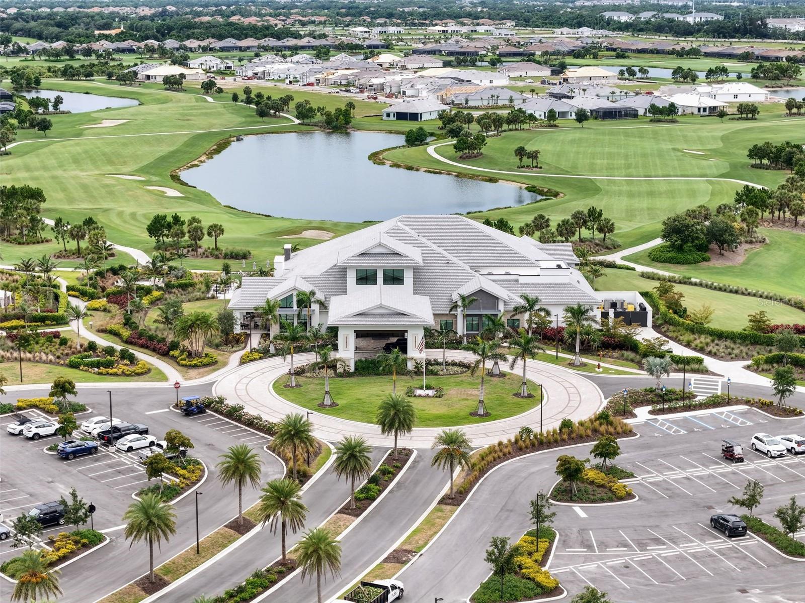 AZARIO ESPLANADE - Residential