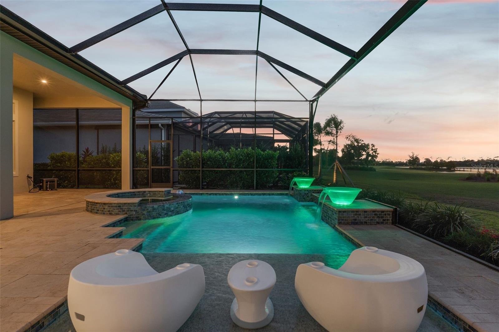 AZARIO ESPLANADE - Residential