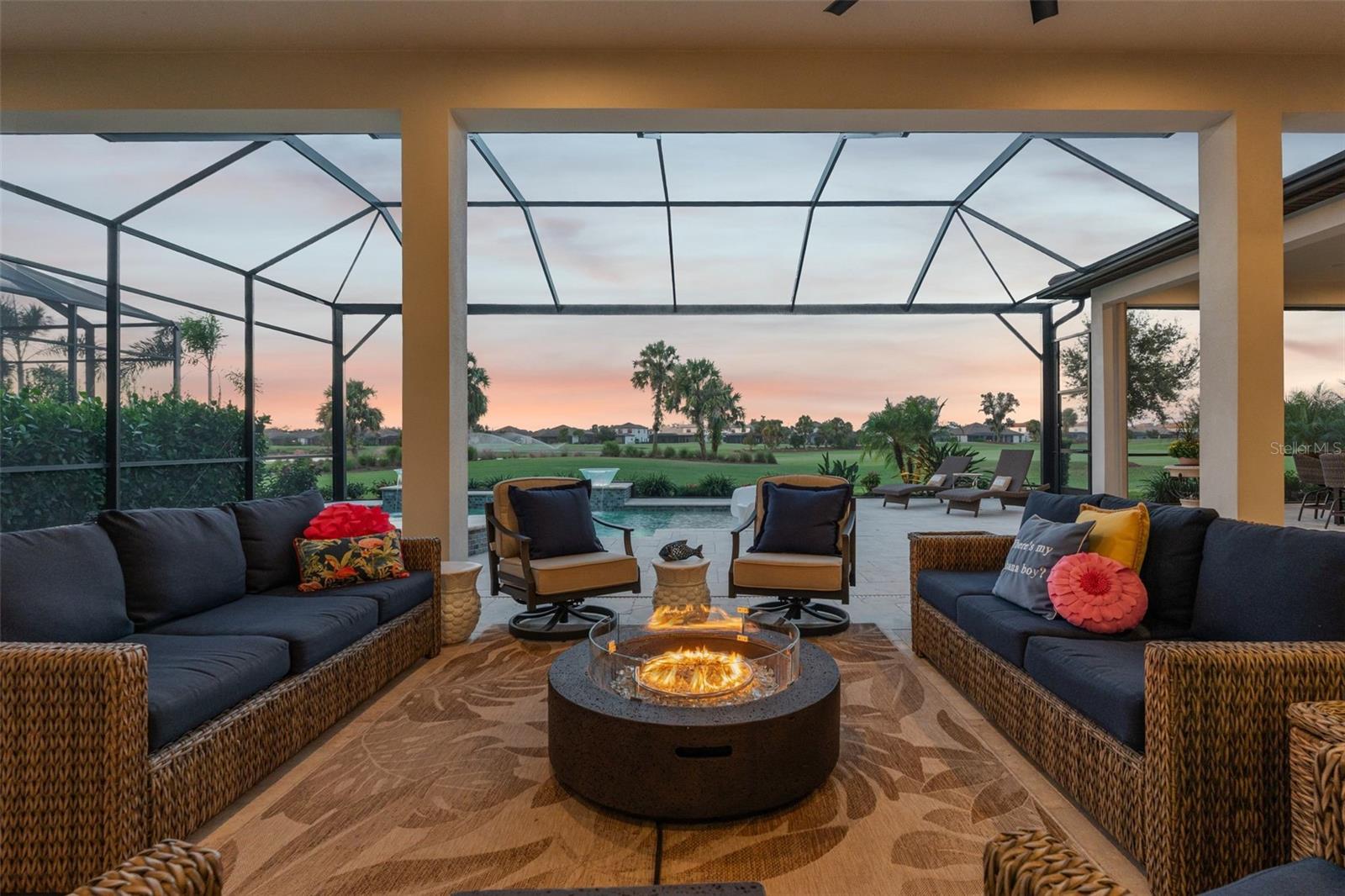 AZARIO ESPLANADE - Residential