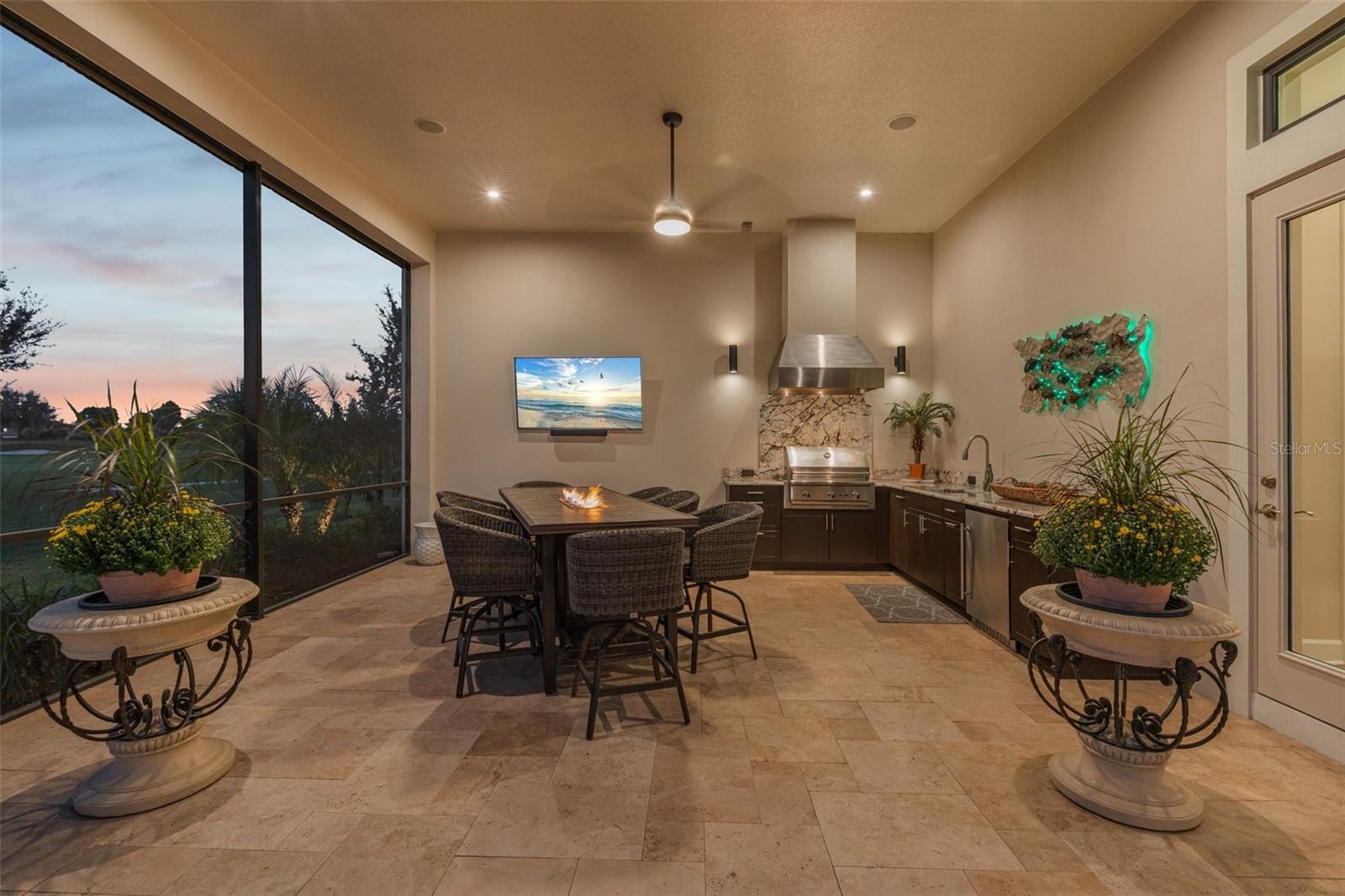 AZARIO ESPLANADE - Residential