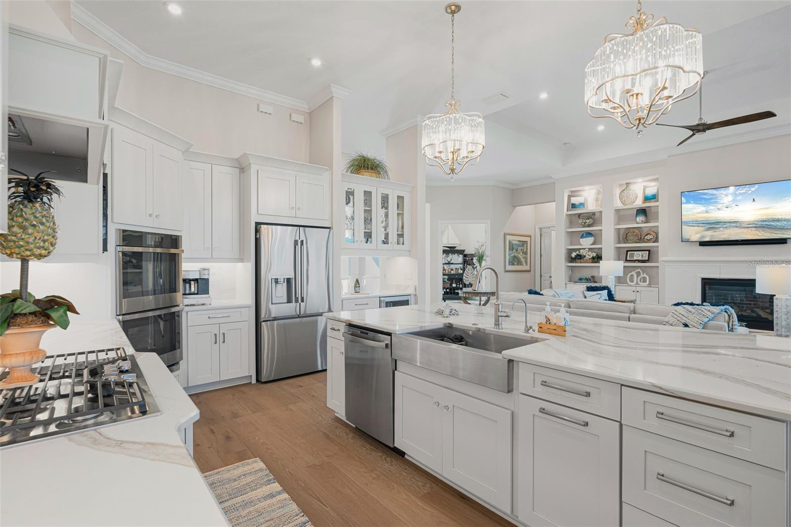 AZARIO ESPLANADE - Residential