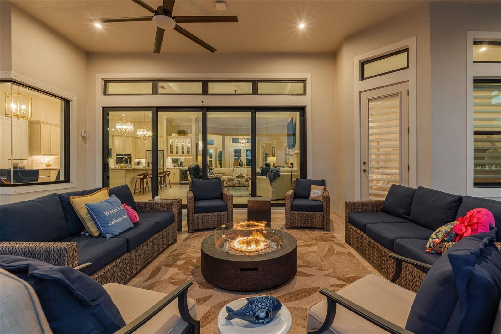 AZARIO ESPLANADE - Residential