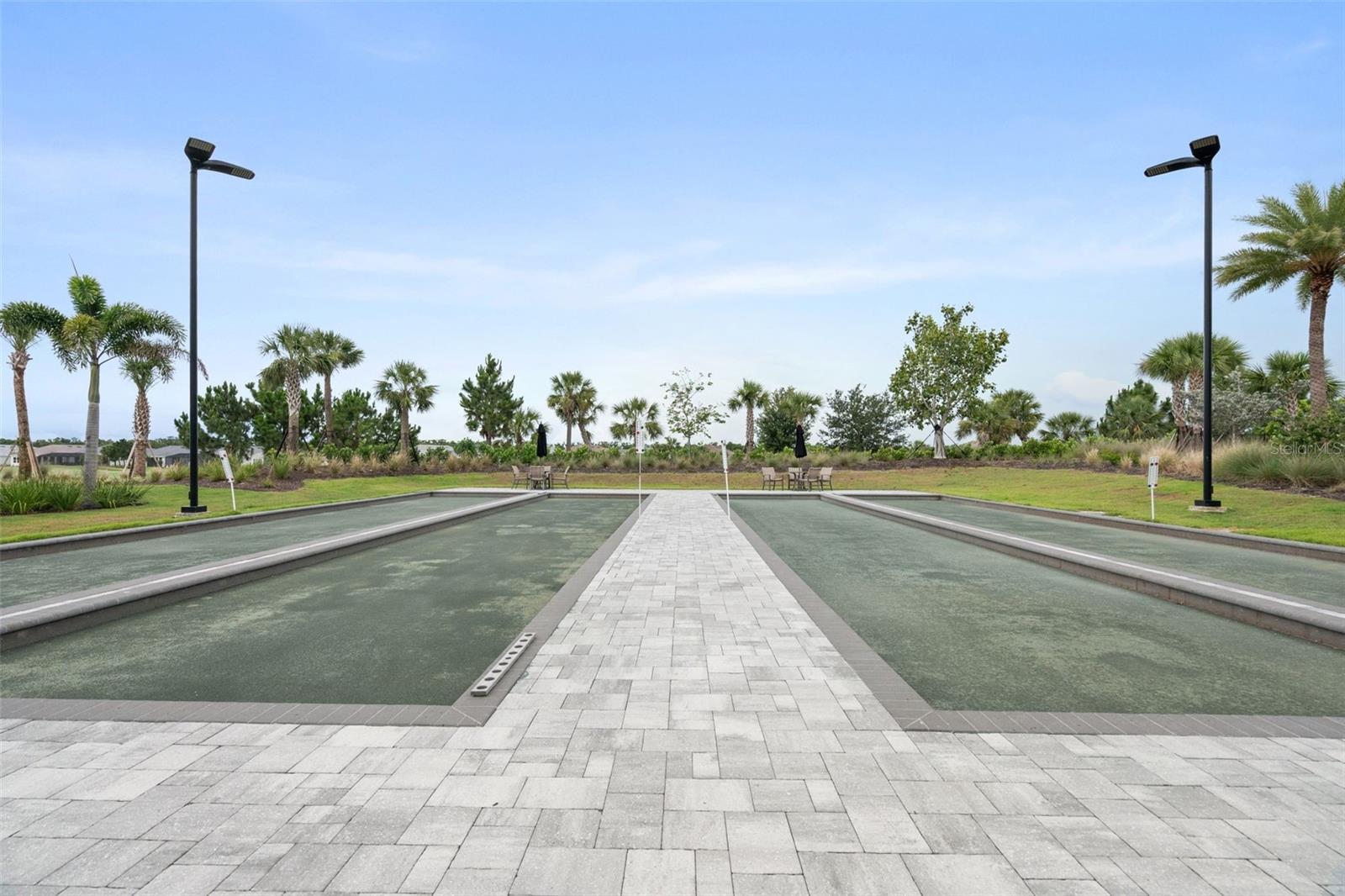 AZARIO ESPLANADE - Residential