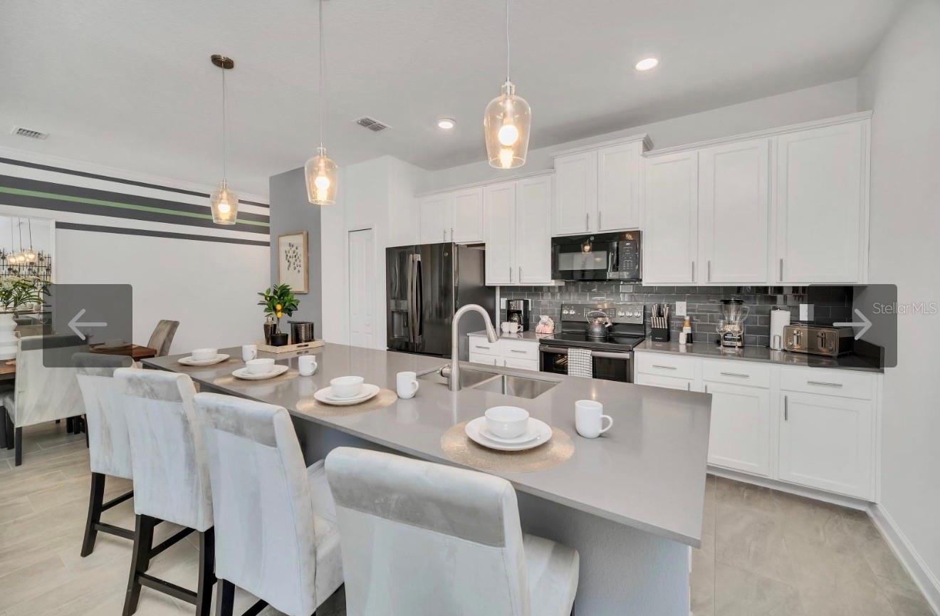 1030 SPLASH SHOT PLACE