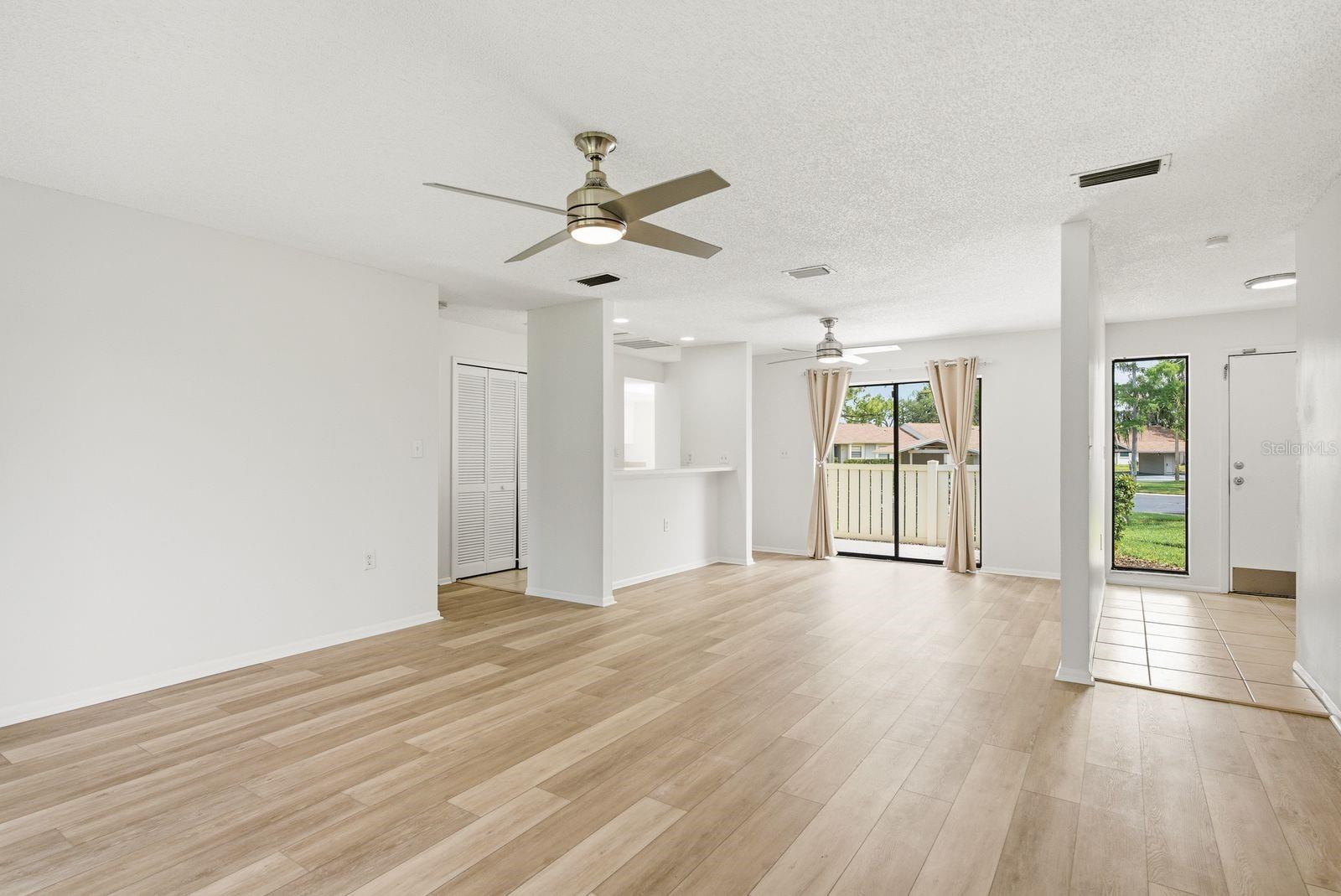 EAST LAKE WOODLANDS CLUSTER HOMES - Residential