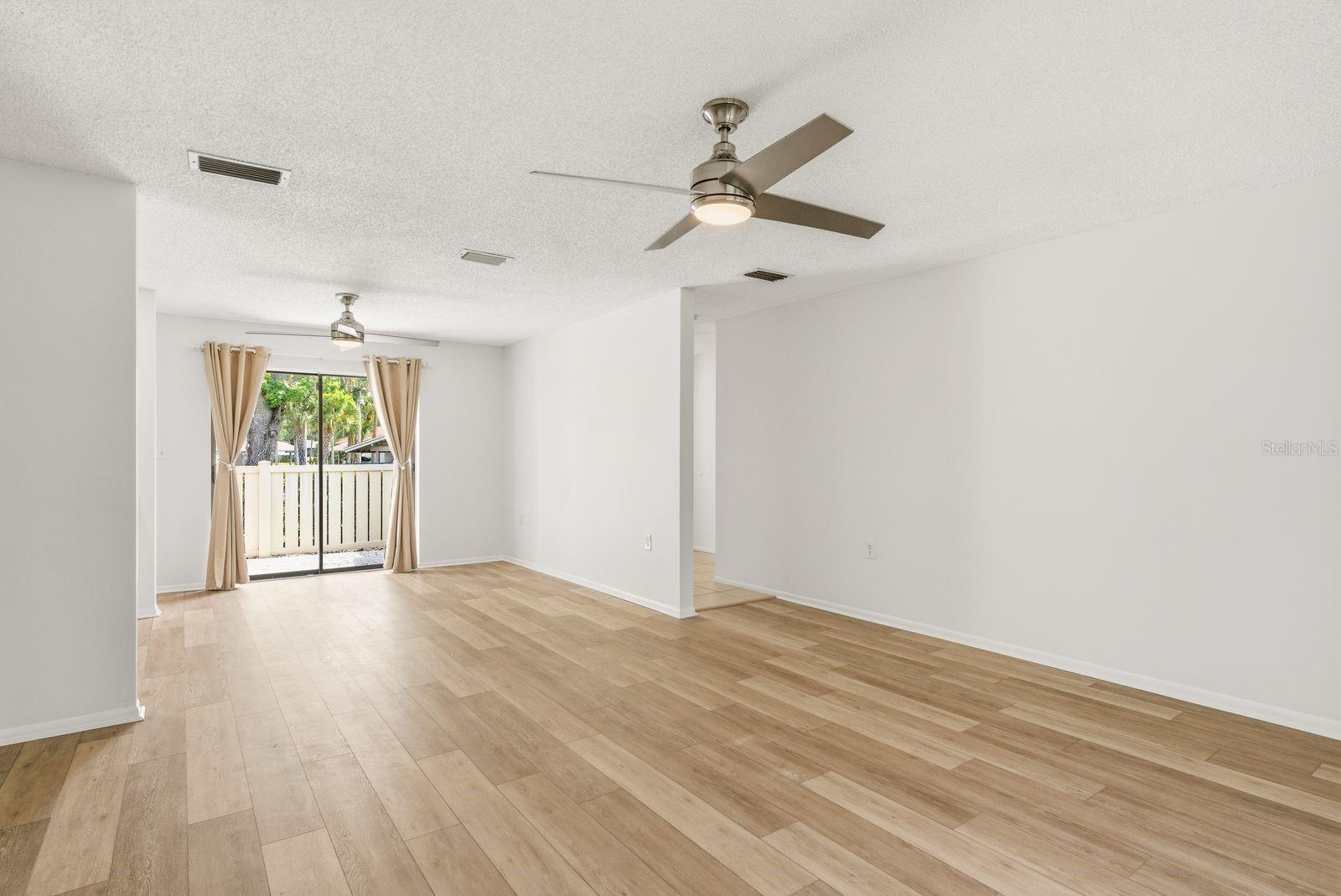EAST LAKE WOODLANDS CLUSTER HOMES - Residential