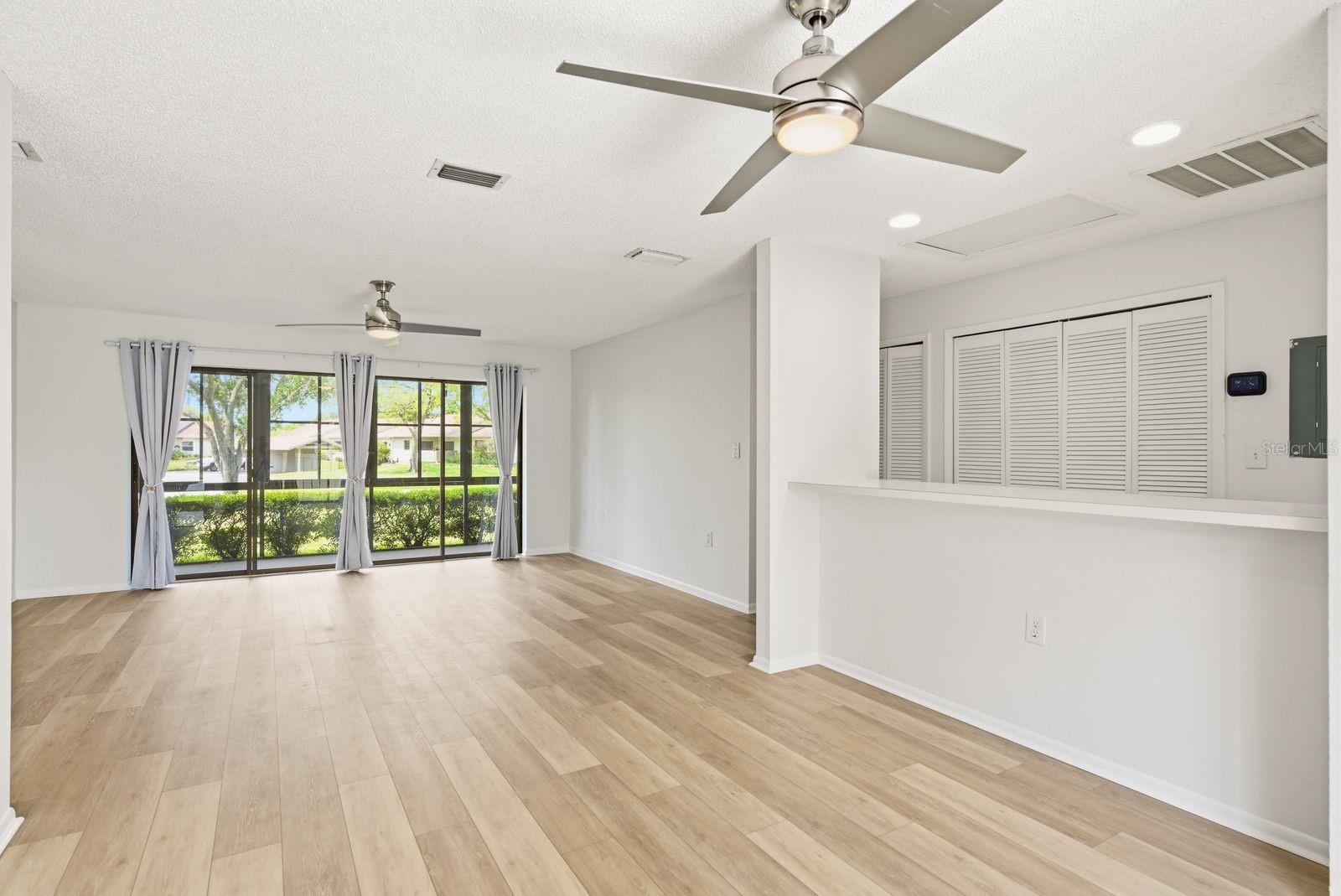 EAST LAKE WOODLANDS CLUSTER HOMES - Residential