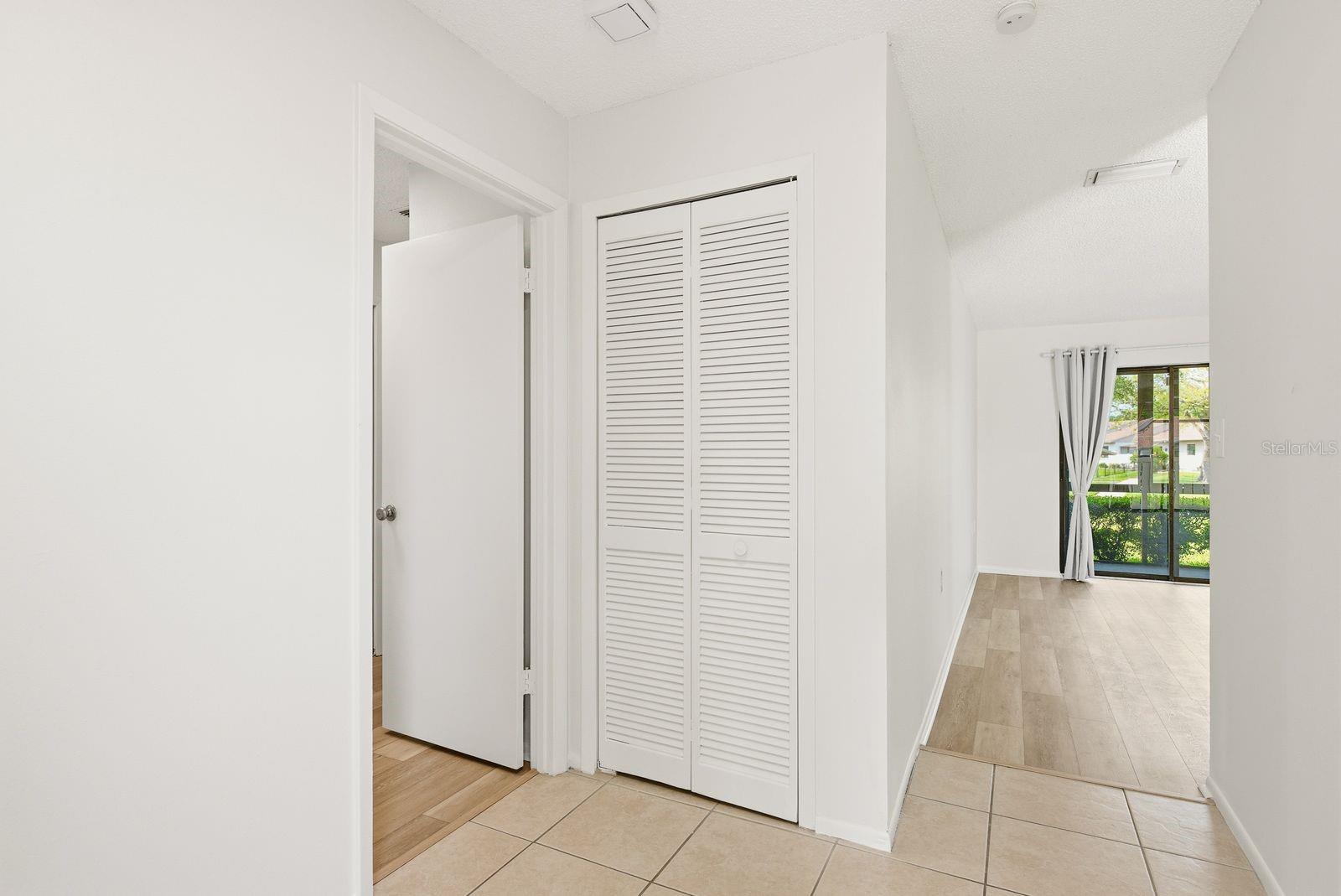 EAST LAKE WOODLANDS CLUSTER HOMES - Residential
