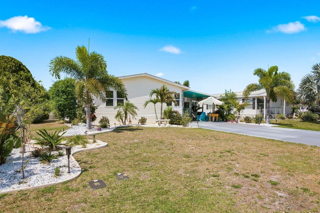 Photo of 137 Lake Tarpon Drive #18, Palm Harbor, FL 34684 (MLS # TB8503825)