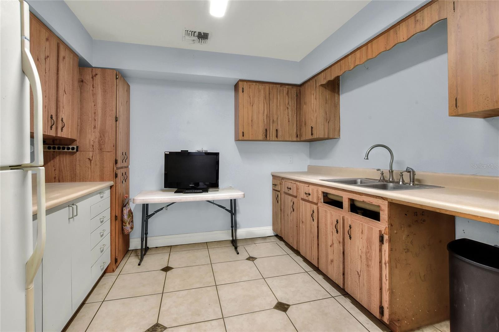 GLEN HALES SUB - Commercial Sale