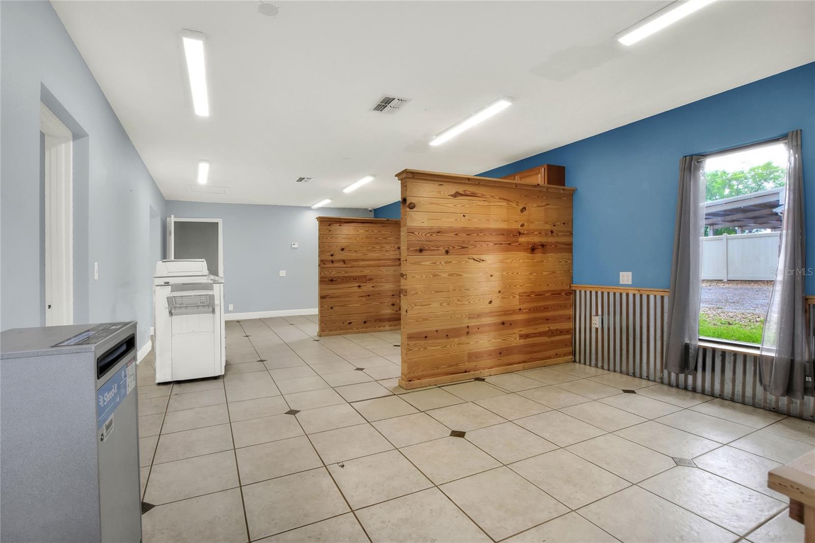 GLEN HALES SUB - Commercial Sale