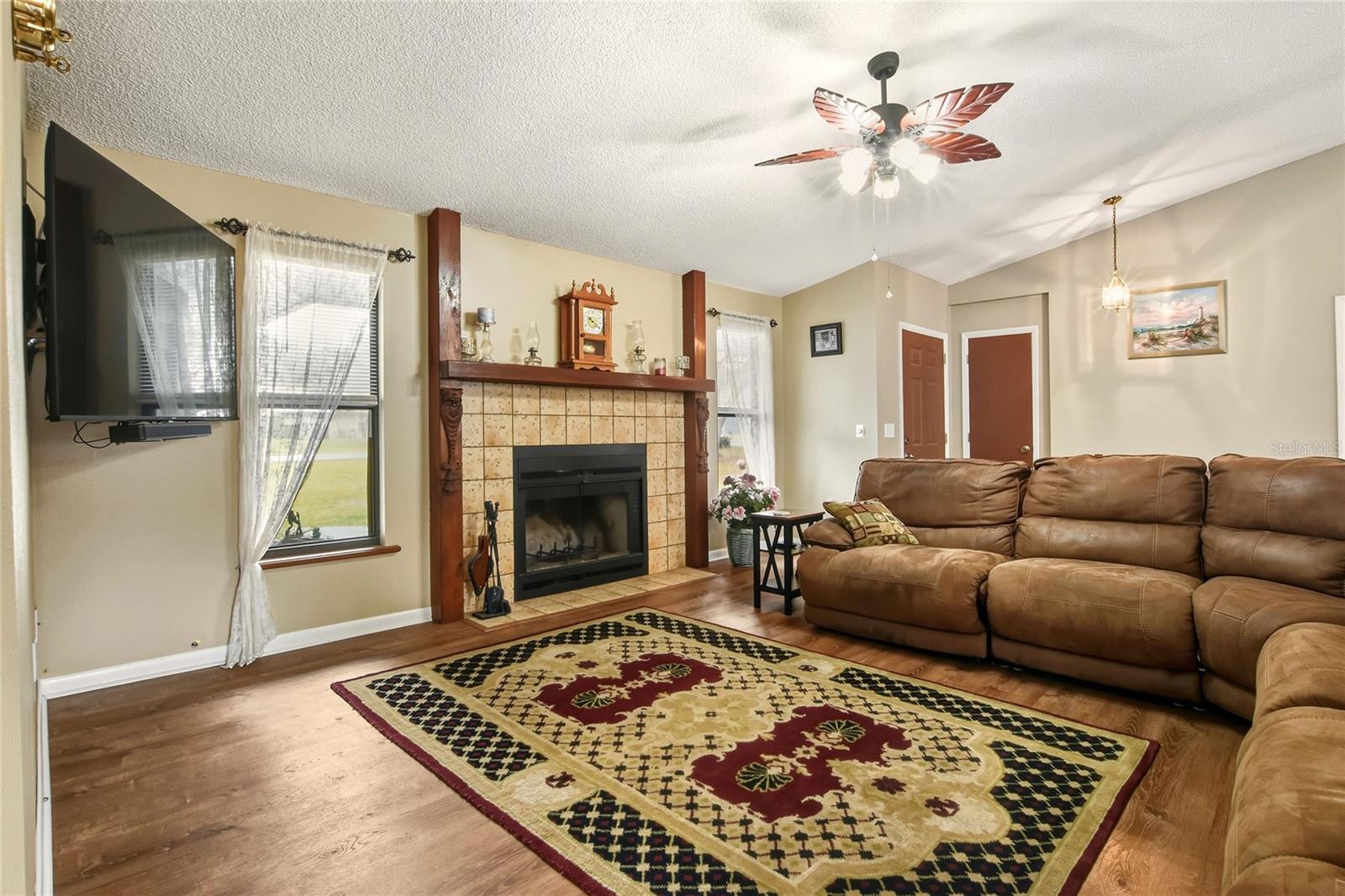 COUNTRY OAKS ESTATES - Residential